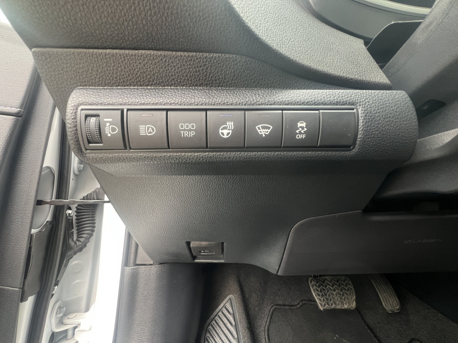 TOYOTA Corolla Touring Sports 1.8 HSD Comfort-image-14