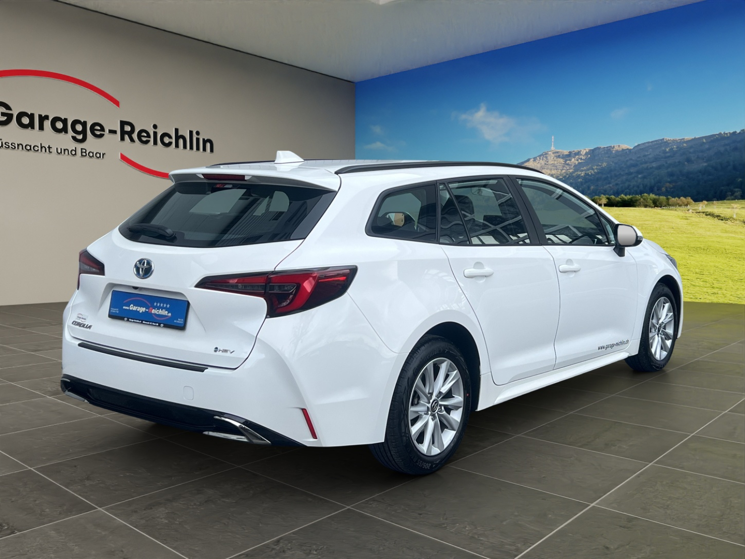 TOYOTA Corolla Touring Sports 1.8 HSD Comfort-image-4
