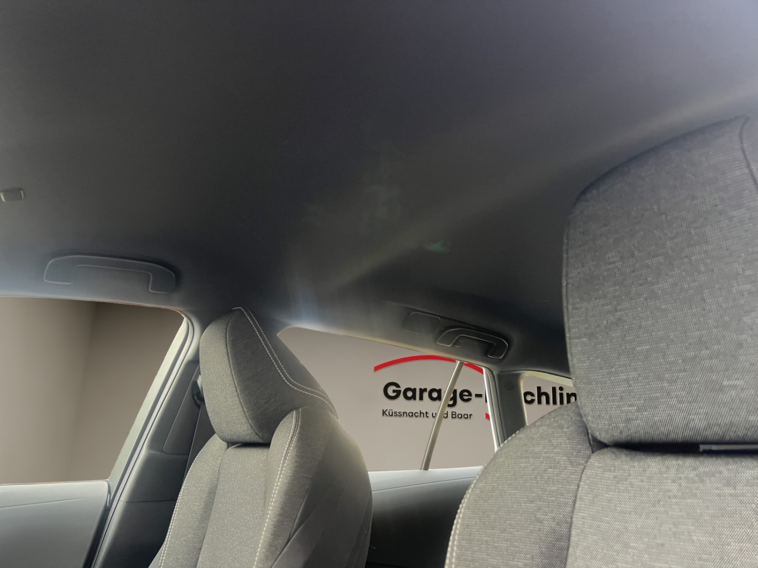 TOYOTA Corolla Touring Sports 1.8 HSD Comfort-image-9