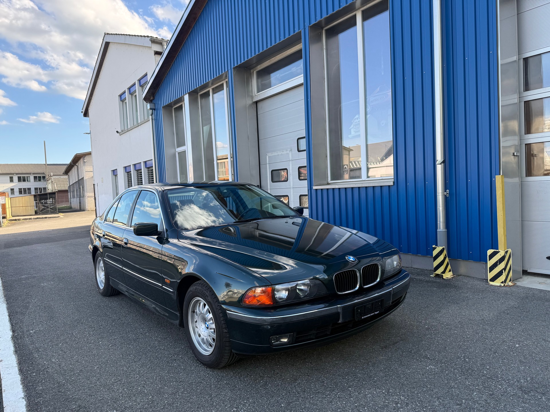 BMW 520i