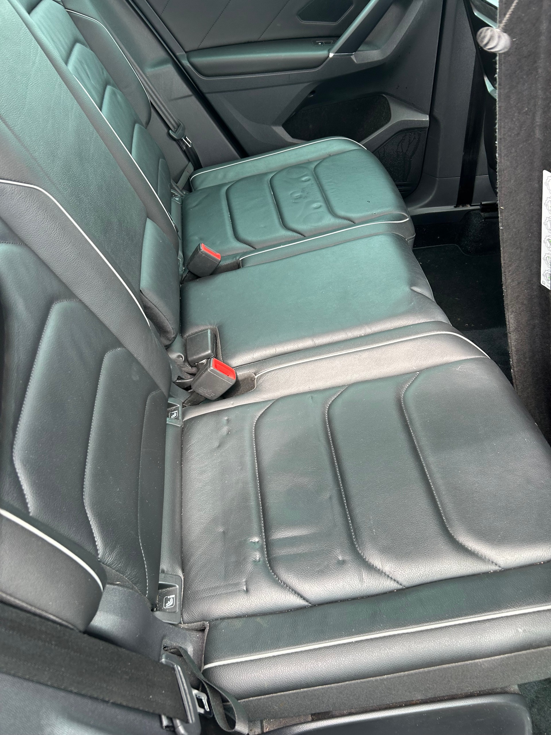 VW Tiguan 2.0TSI Highline 4Motion-showroom-element-3
