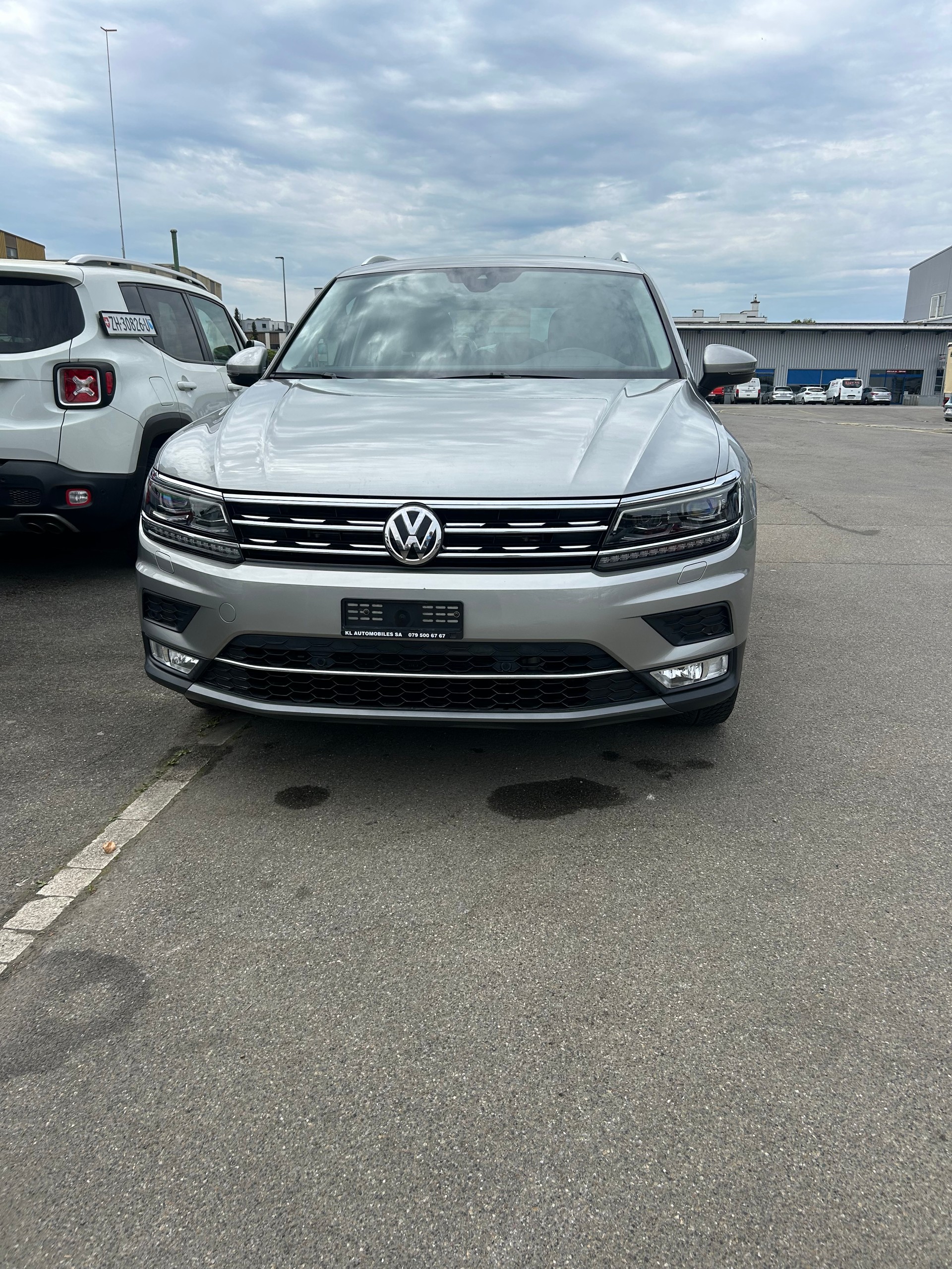 VW Tiguan 2.0TSI Highline 4Motion-image-14