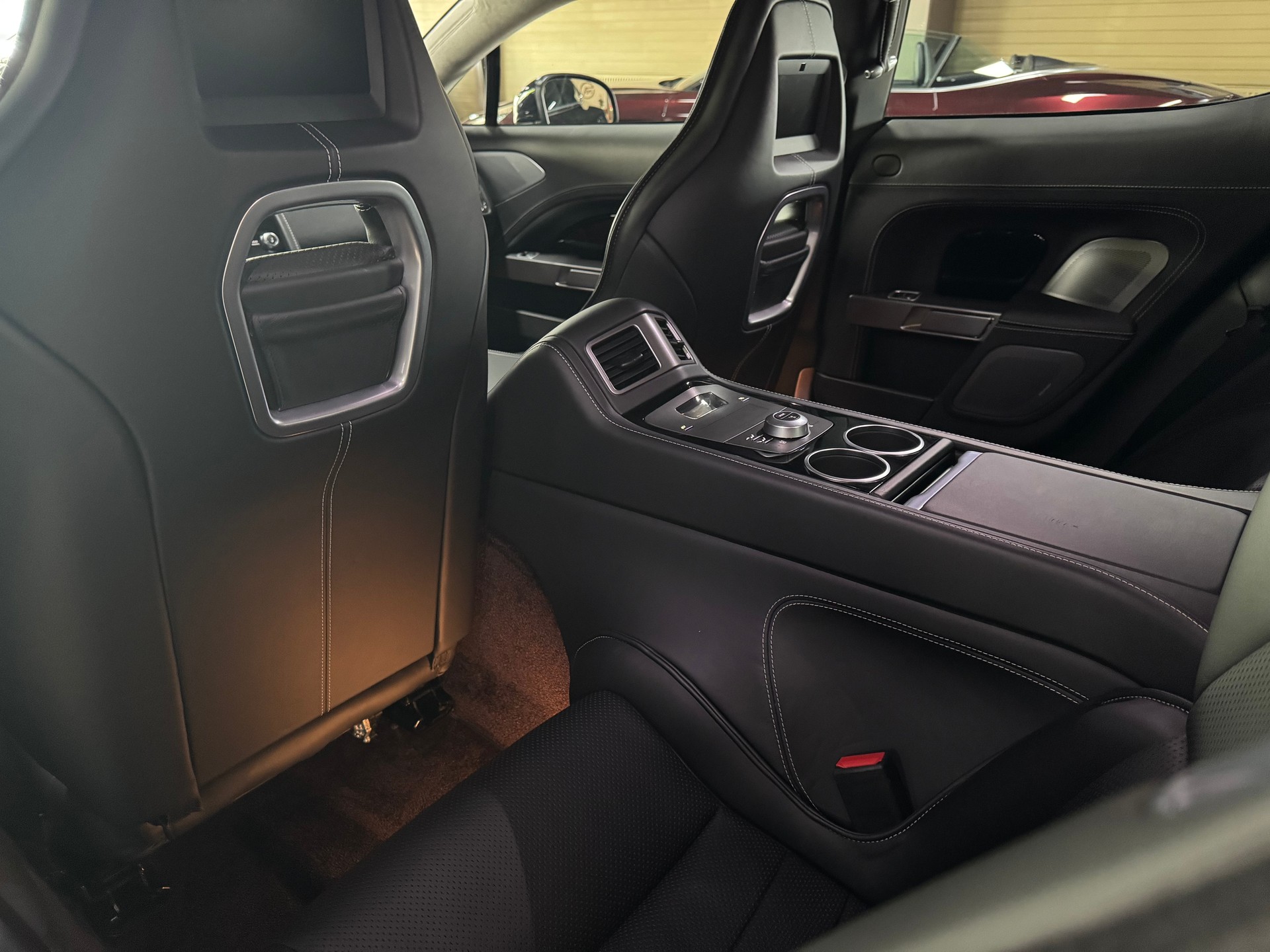 ASTON MARTIN Rapide 5.9 V12 Touchtronic 2-image-17