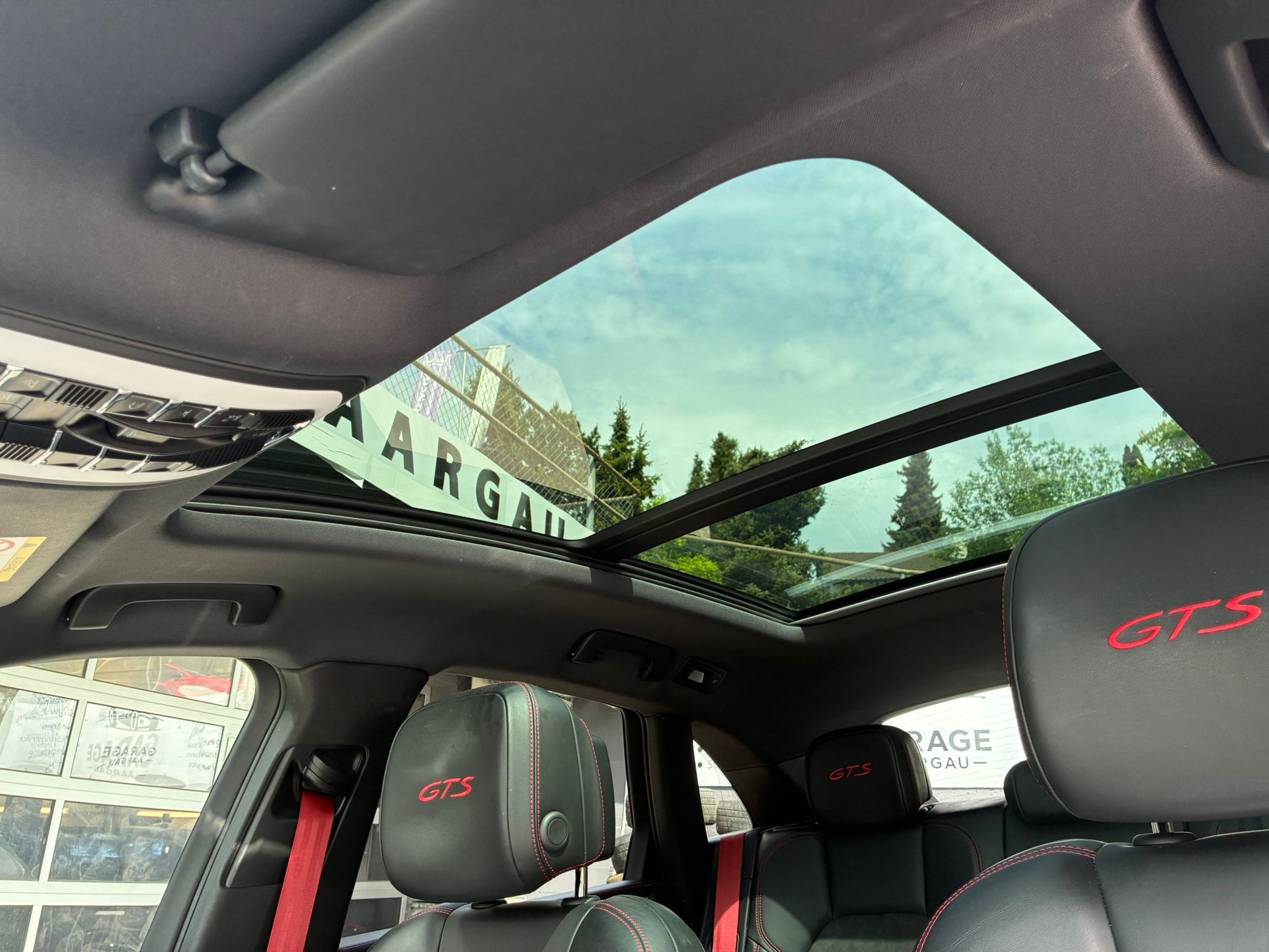 PORSCHE Macan GTS PDK-image-26