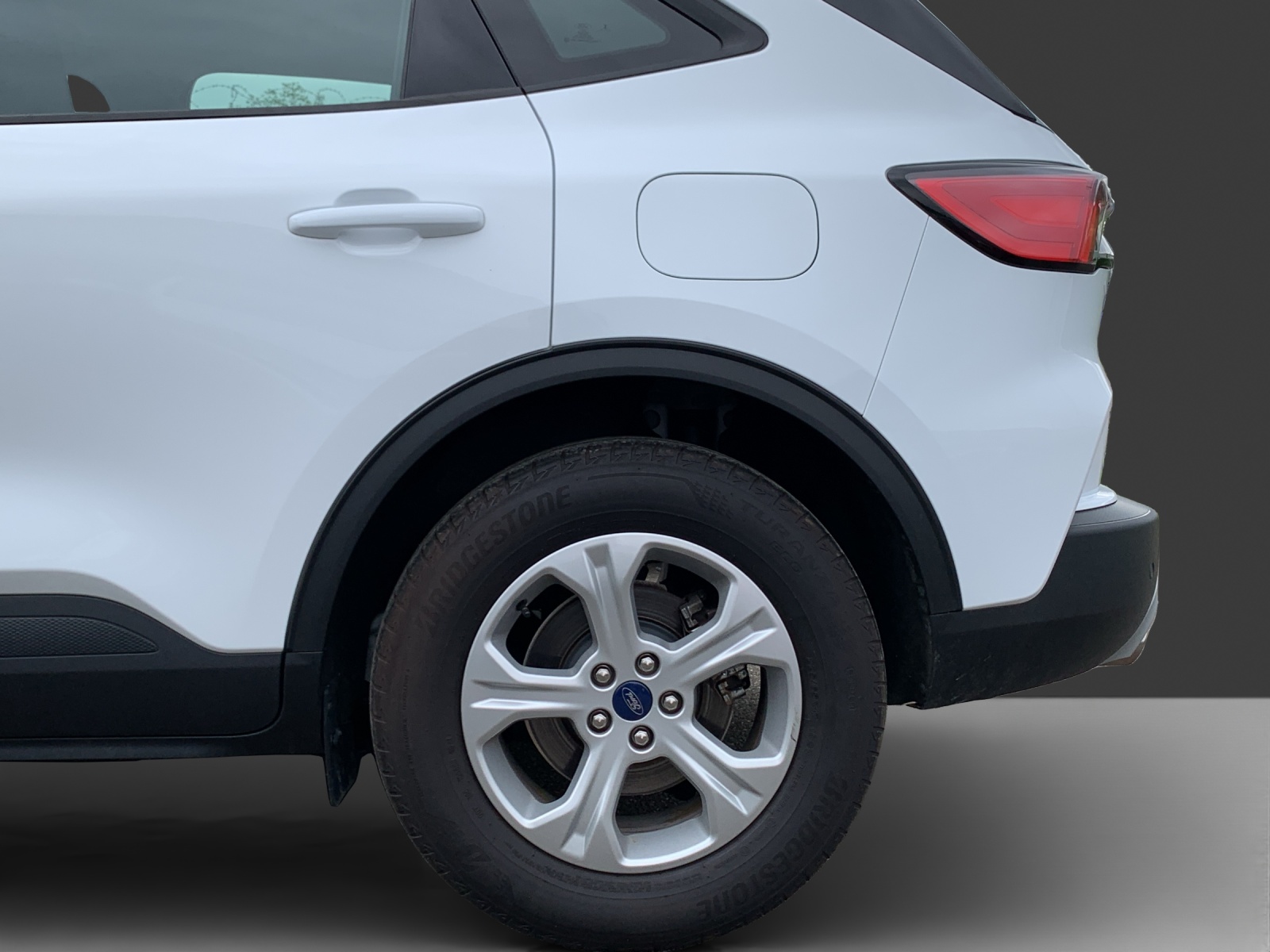 FORD Kuga 1.5 TDCi Cool & Connect 2WD Automat-image-10