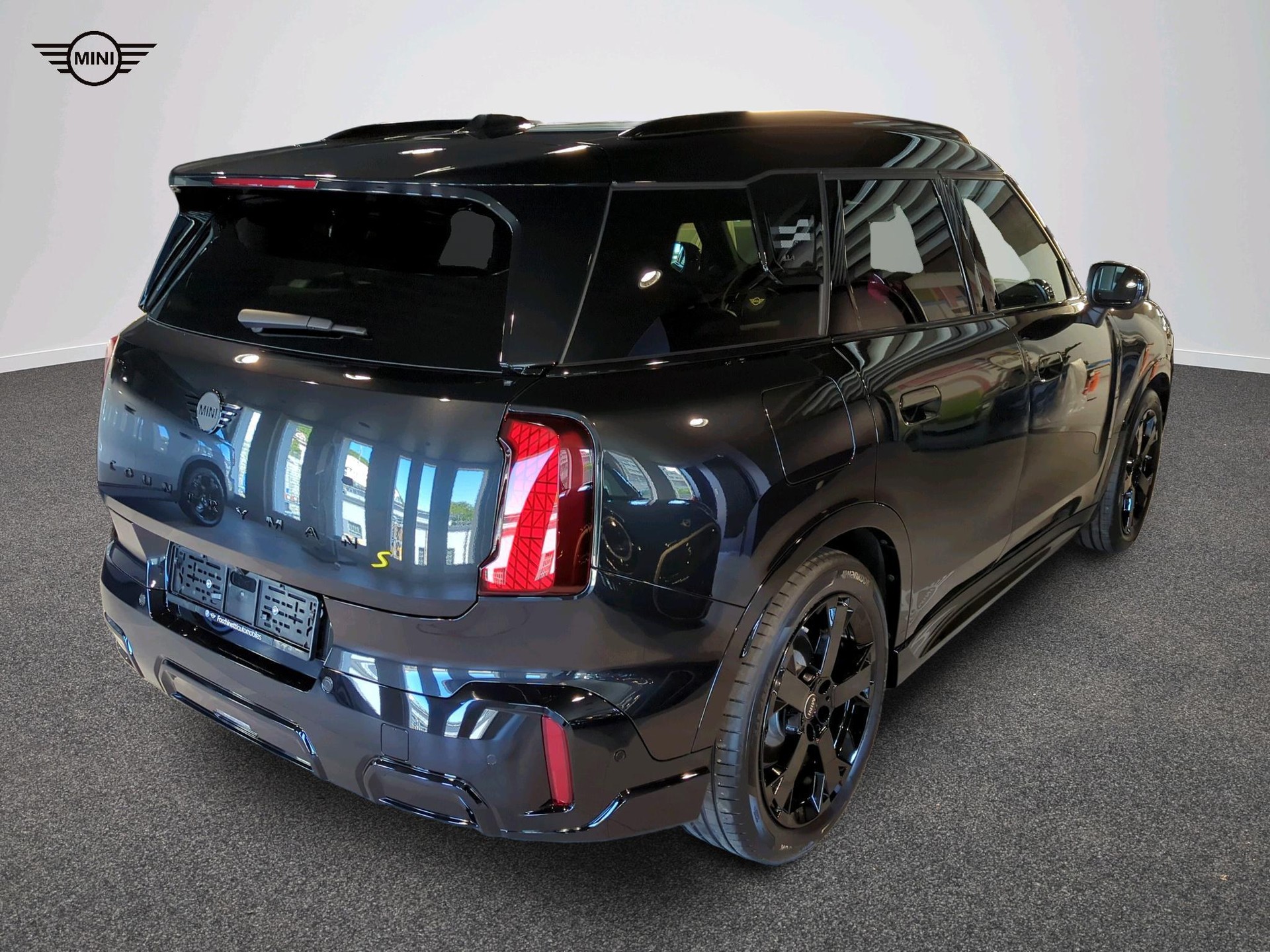 MINI Countryman SE ALL4-image-8