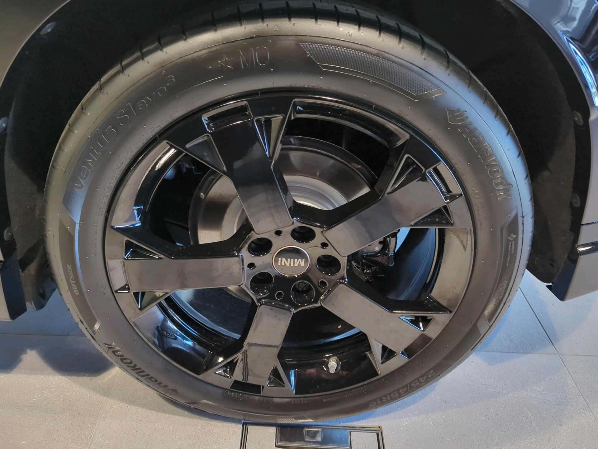 MINI Countryman SE ALL4-image-14