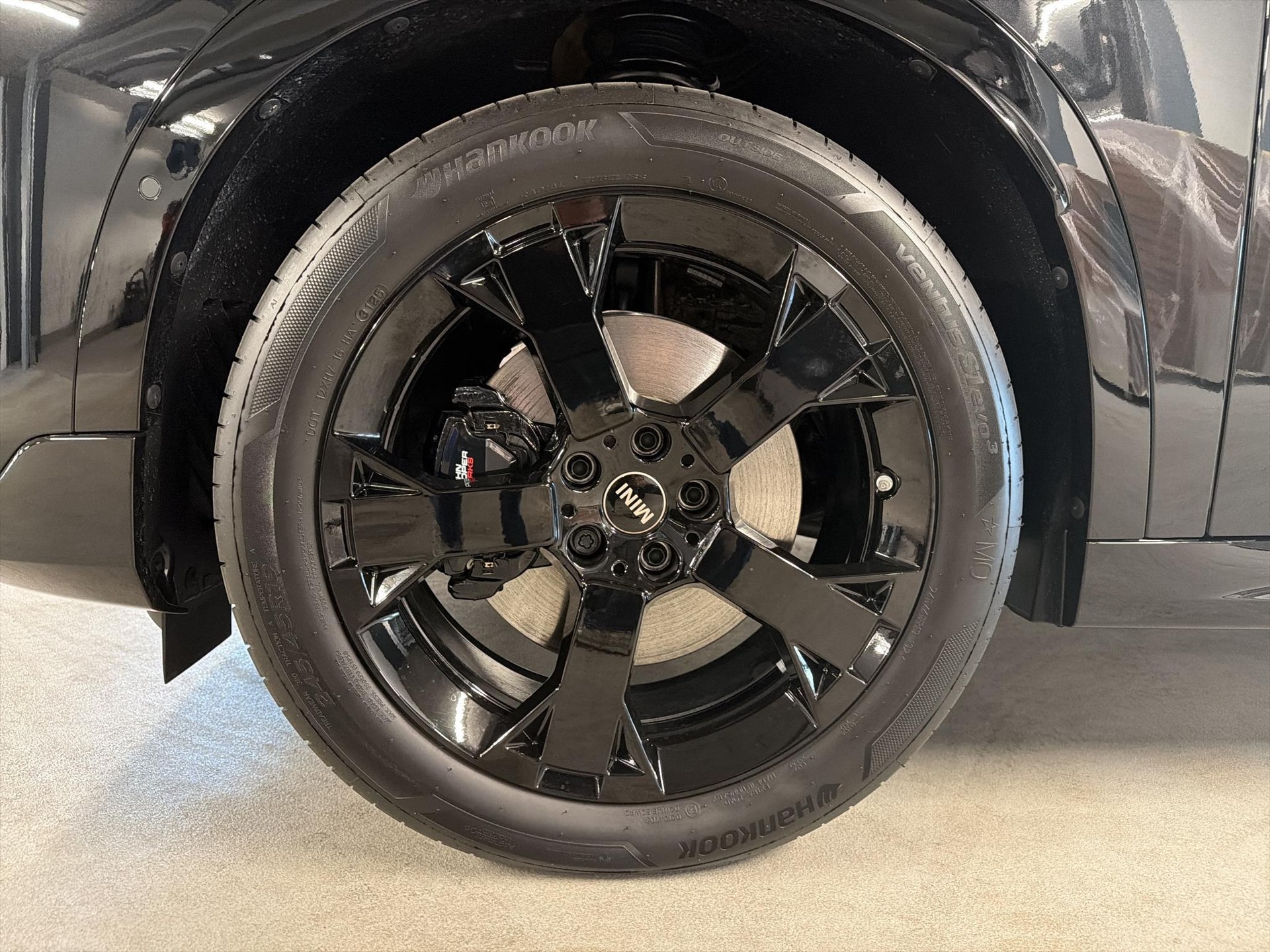 MINI Countryman SE ALL4-image-17