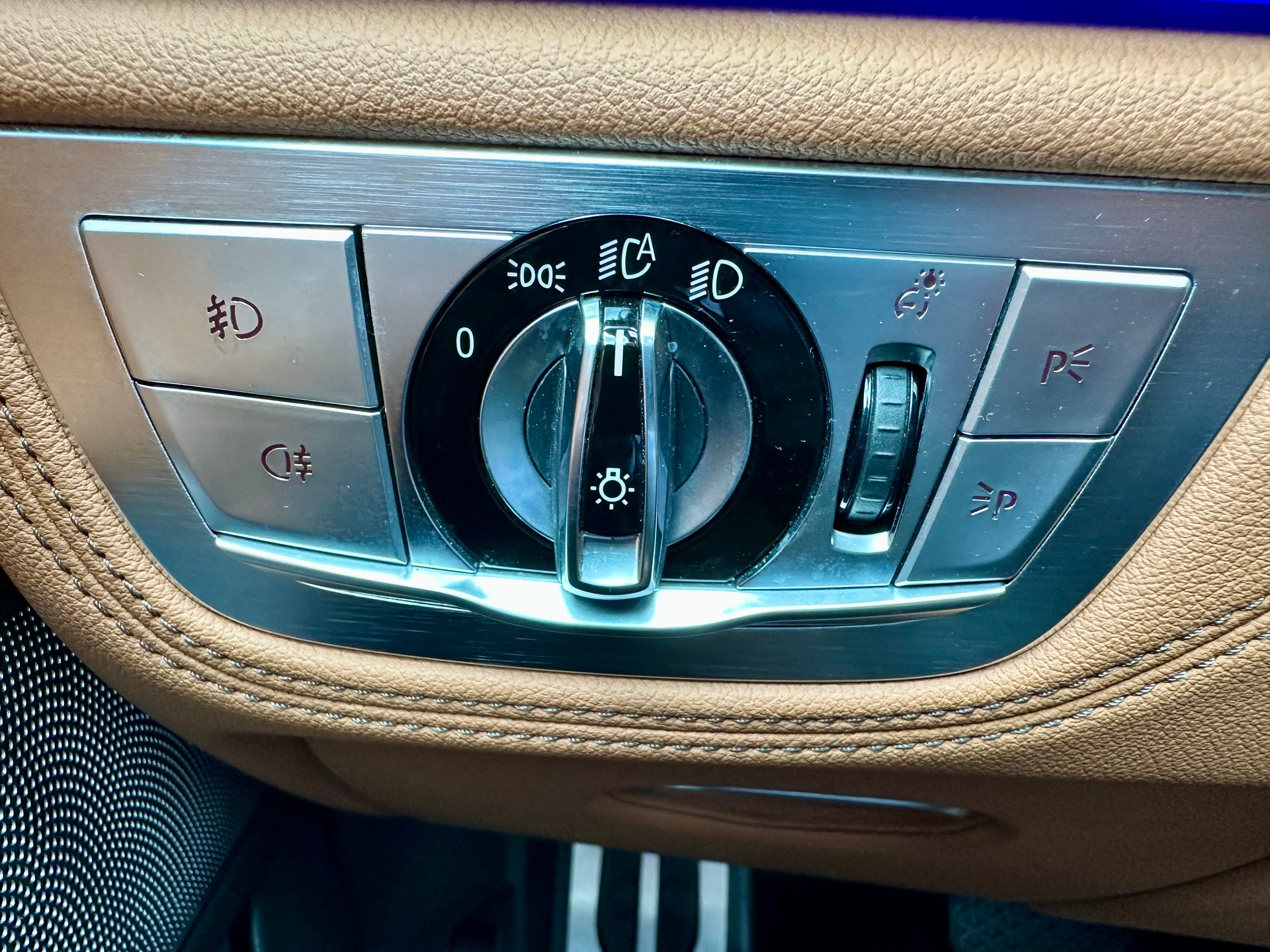 BMW 750Li xDrive-image-26