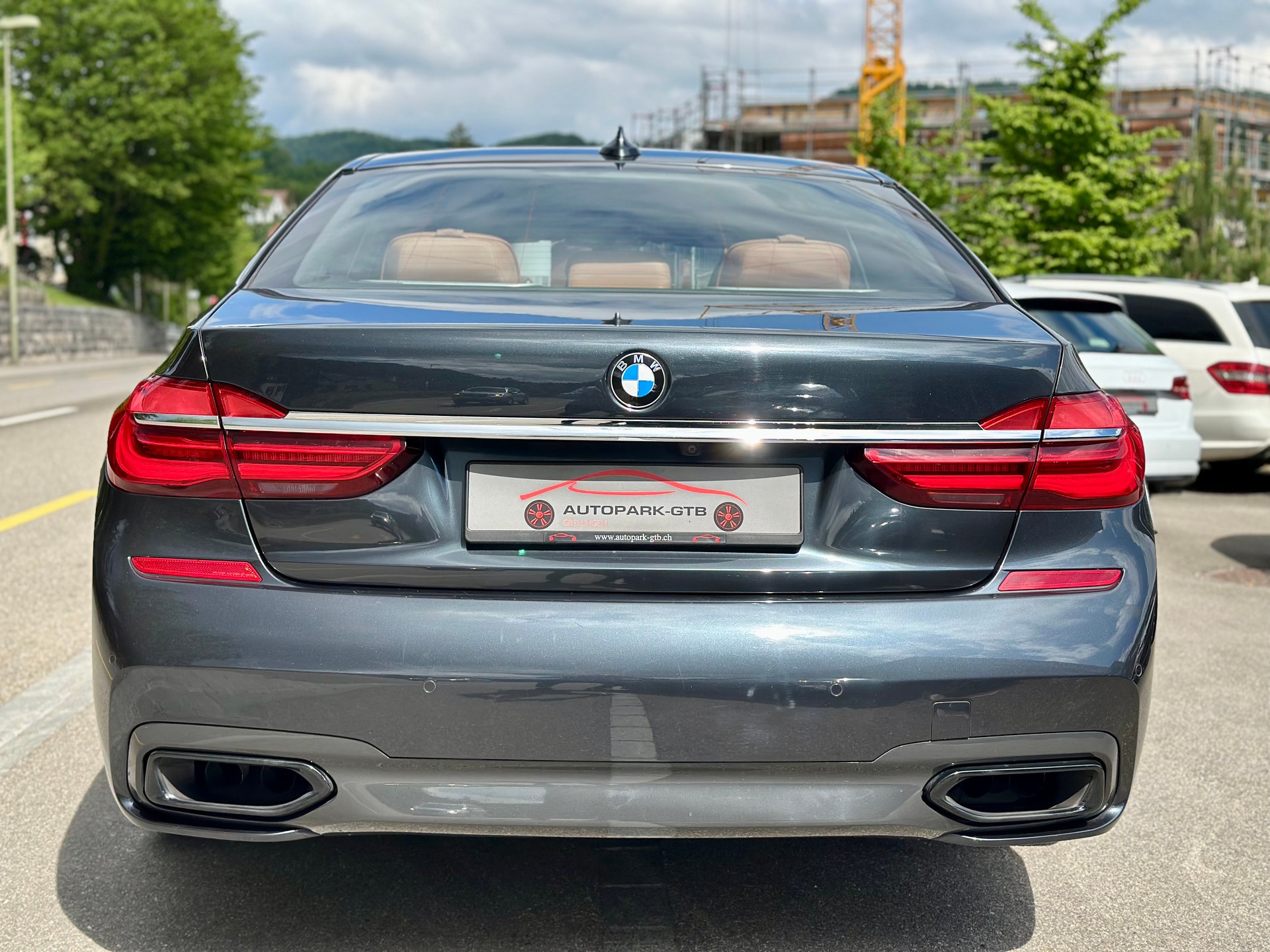 BMW 750Li xDrive-image-7