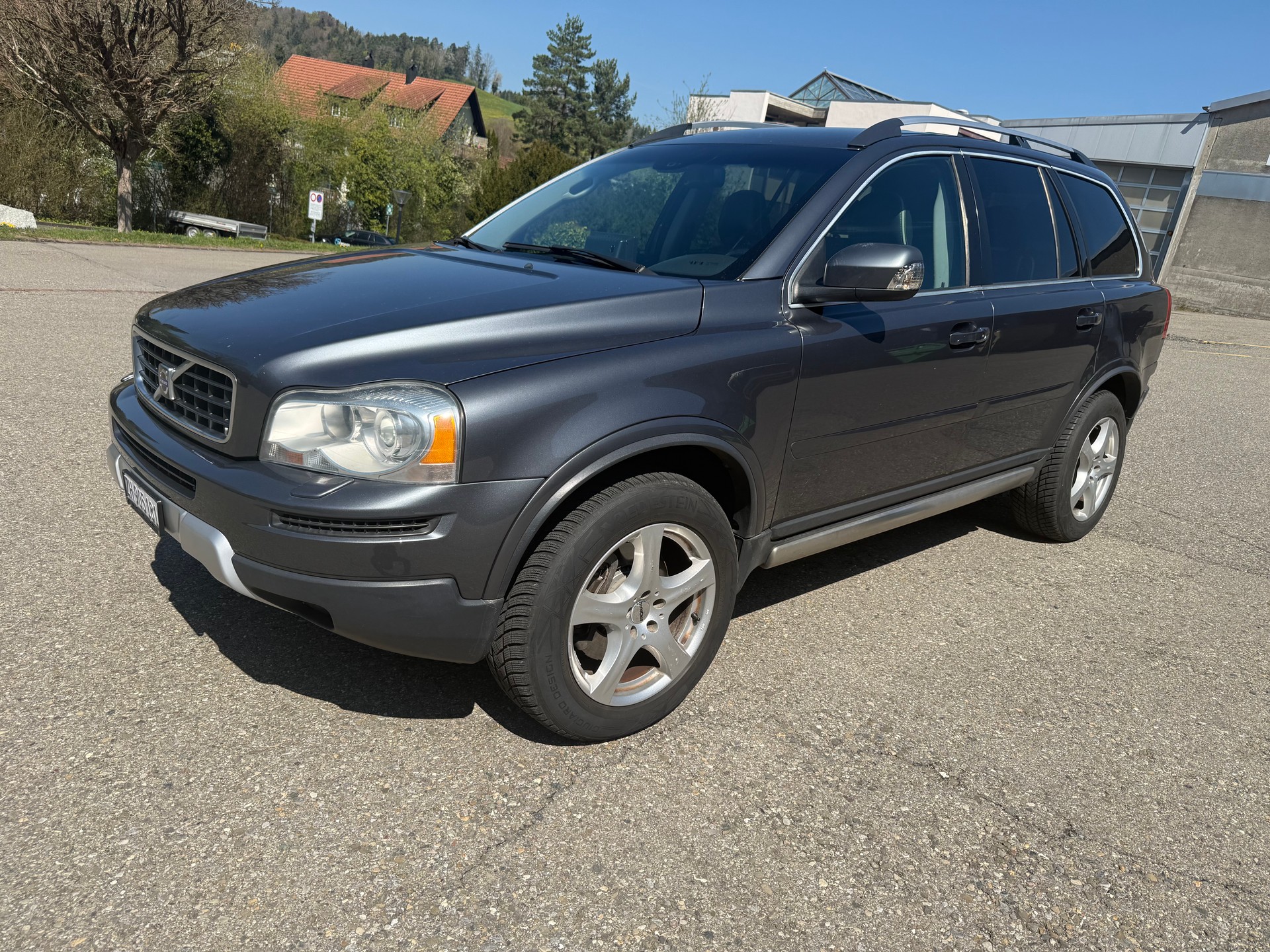 VOLVO XC90 D5 AWD Sport-image-1