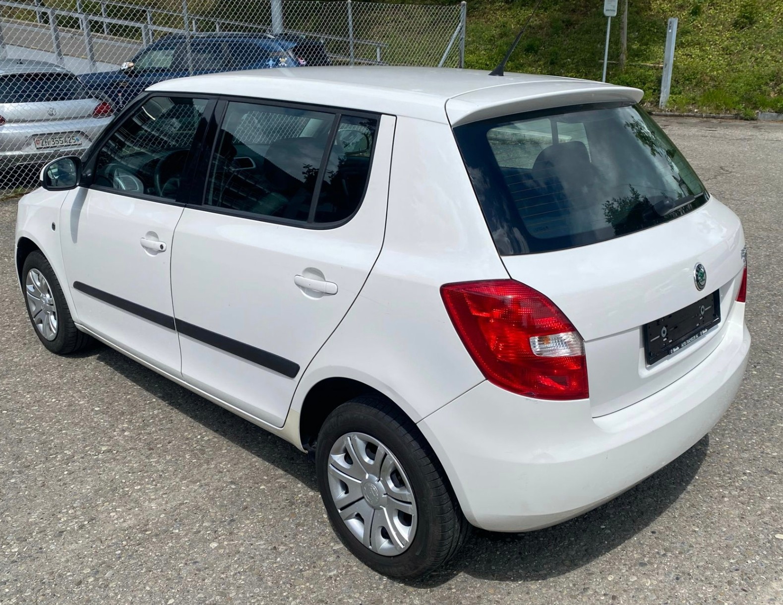 SKODA Fabia 1.2 Entry-image-3
