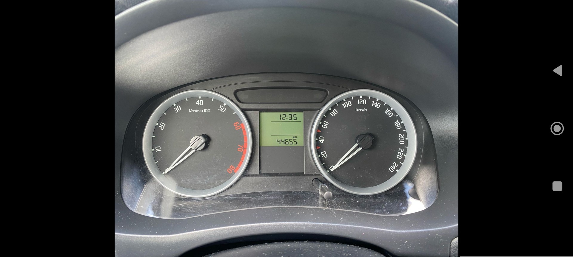 SKODA Fabia 1.2 Entry-image-14