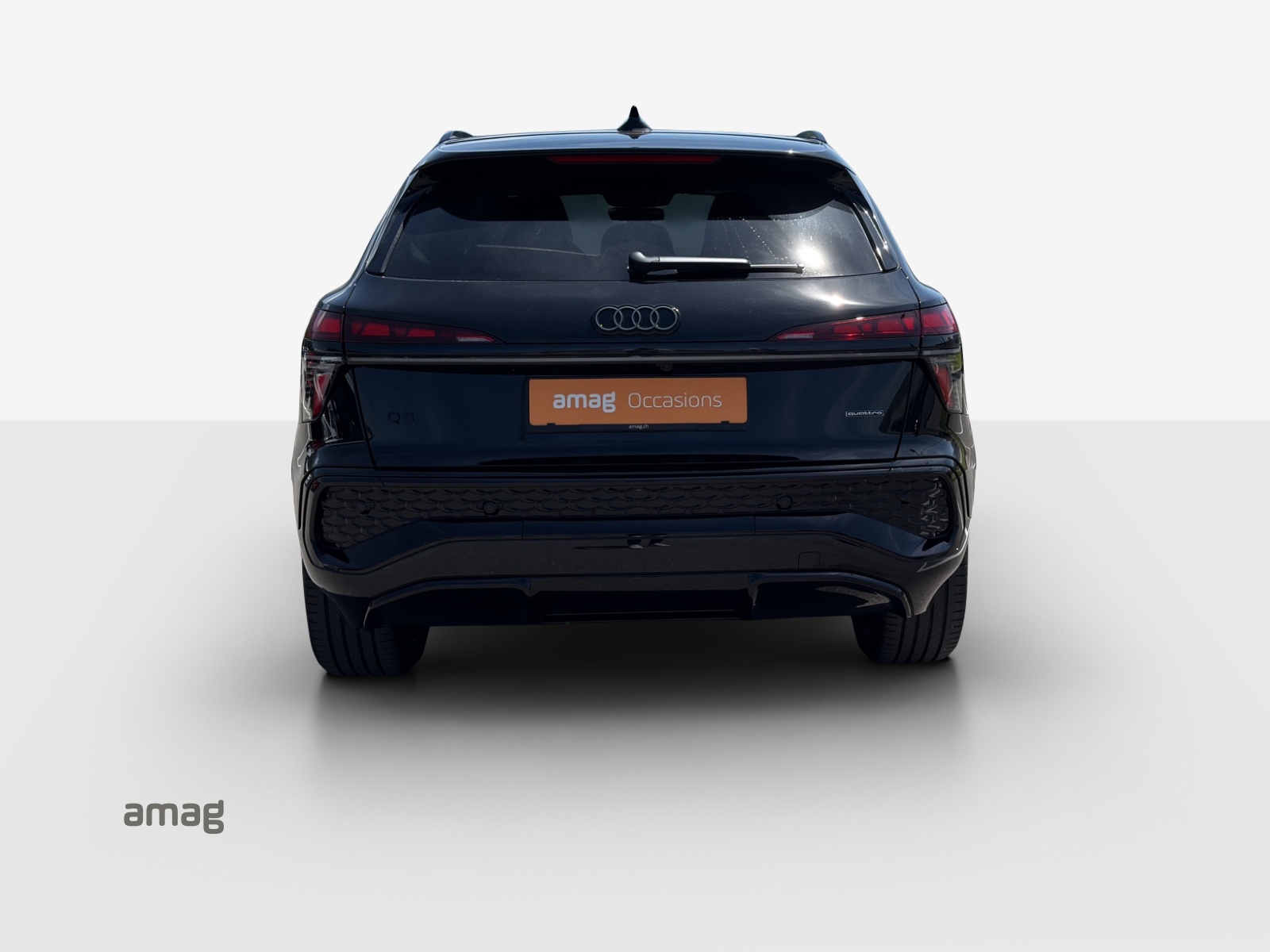 AUDI Q3 SUV TFSI quattro 195 kW S tronic-showroom-element-3