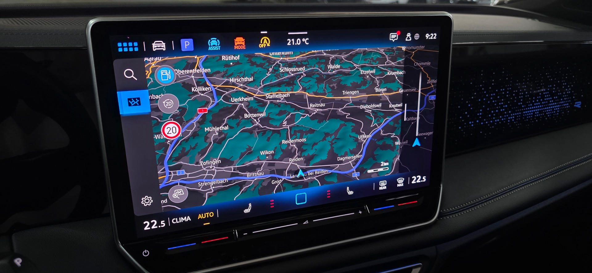 VW Tiguan 2.0 TDI SCR R-Line 4Motion DSG *ACC/LaneAssist*Sitz-Lenkradheizung*Massagefunktion*Pamoramadach*-image-16