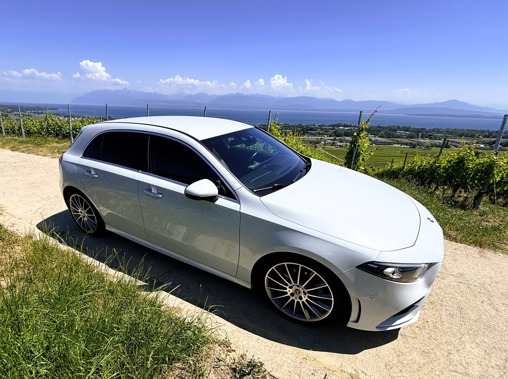 MERCEDES-BENZ A 200 AMG Line 7G-DCT-image-5