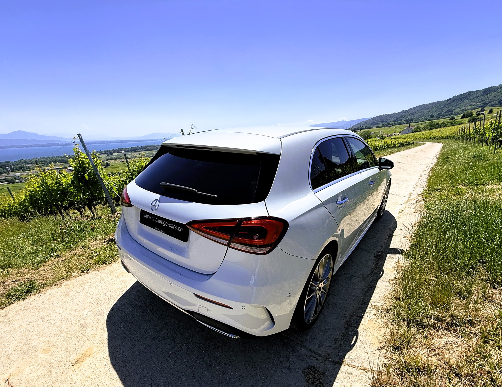 MERCEDES-BENZ A 200 AMG Line 7G-DCT-image-8