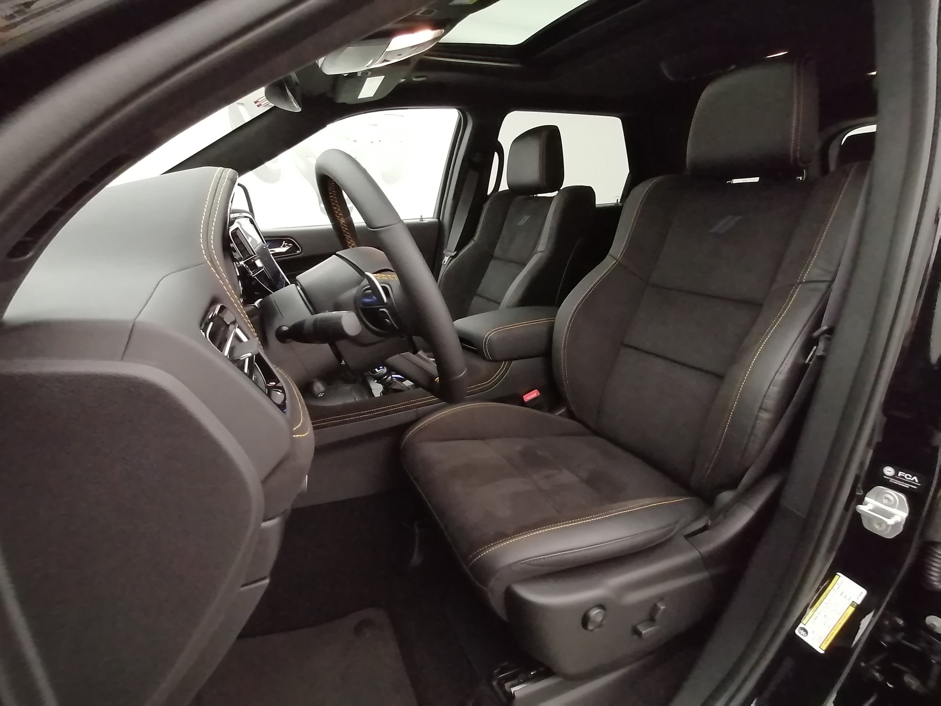 DODGE Durango R/T TowNGo Hemi Orange P.-image-7