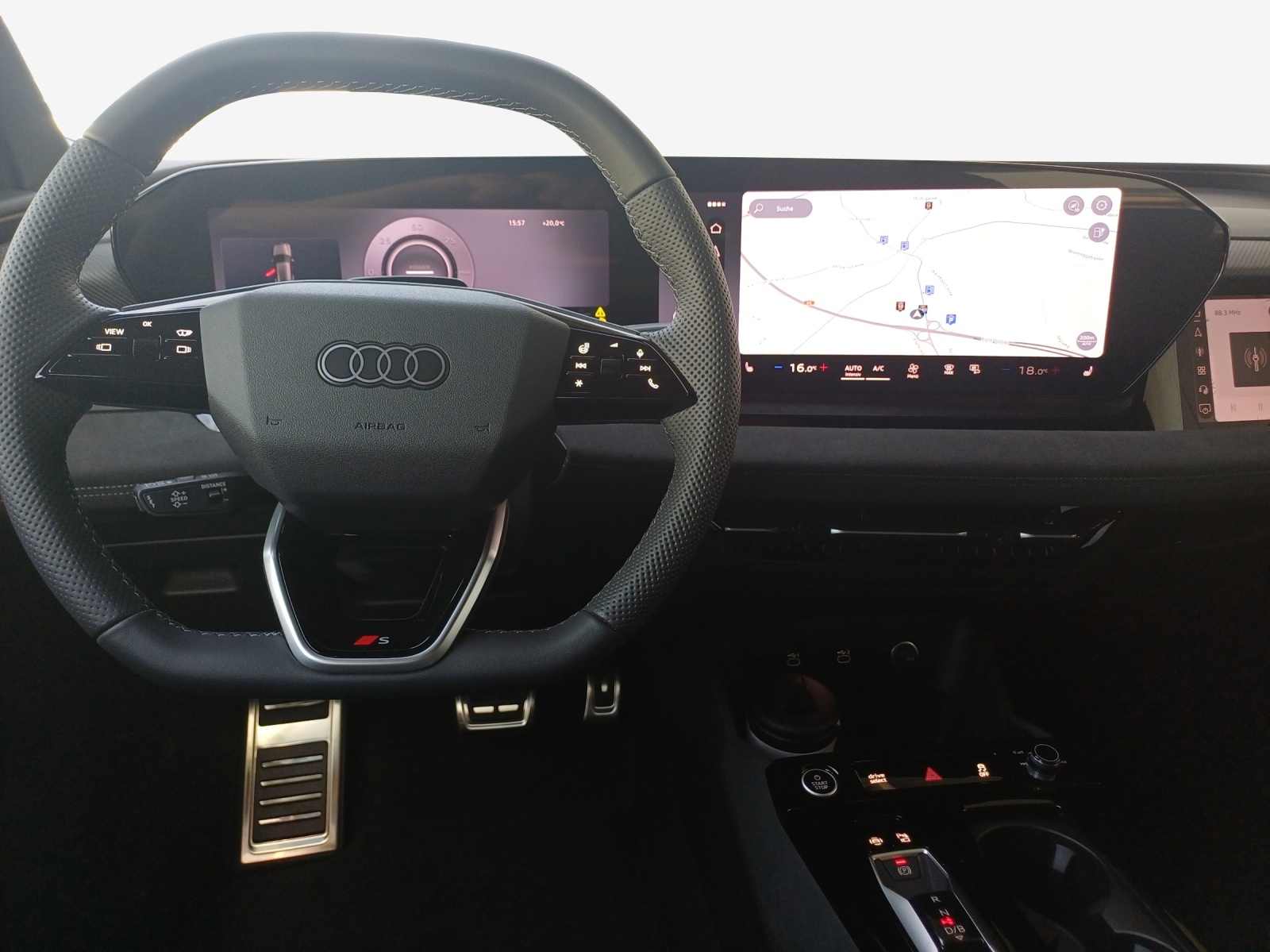 AUDI Q6 Sportback e-tron quattro-image-8