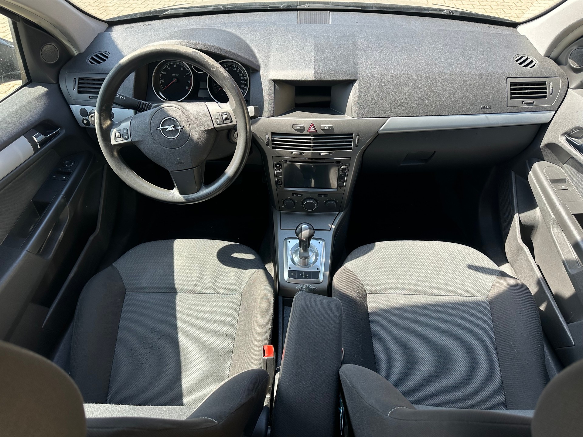 OPEL Astra 1.6i 16V TP Elegance-image-7