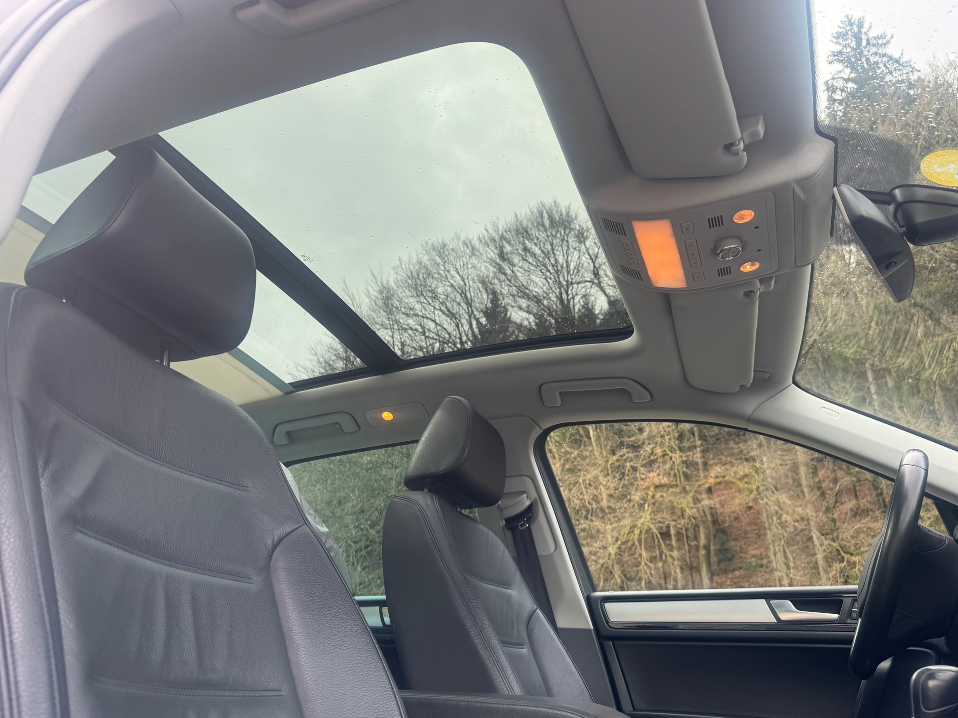 VW Touareg 3.0 TDI BlueMotion Technology Tiptronic-image-9