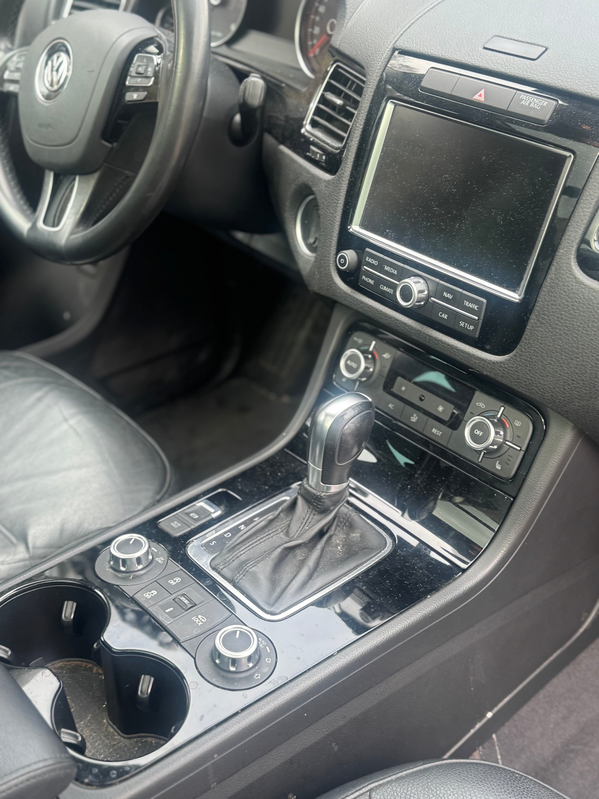 VW Touareg 3.0 TDI BlueMotion Technology Tiptronic-image-8