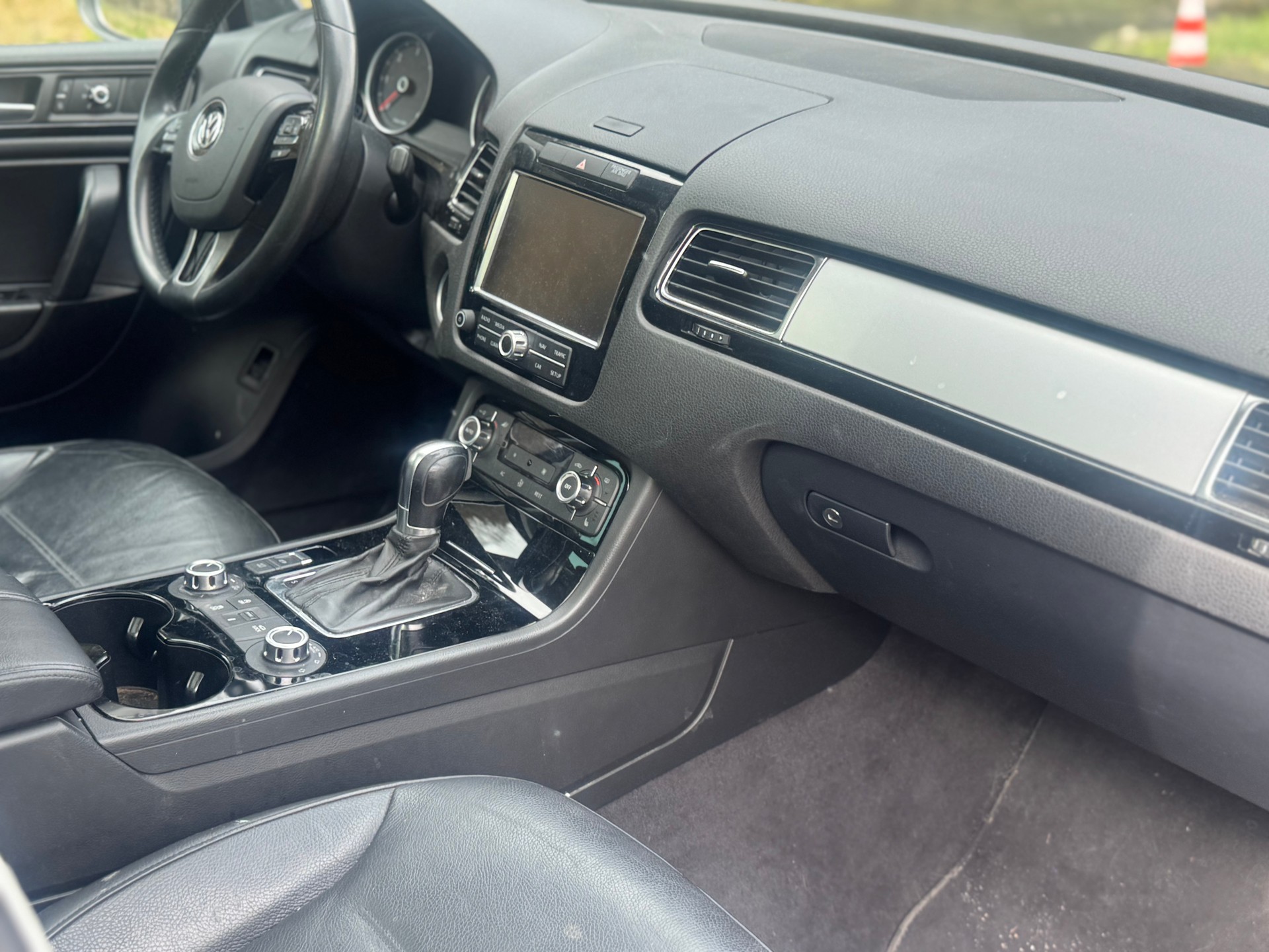 VW Touareg 3.0 TDI BlueMotion Technology Tiptronic-image-7