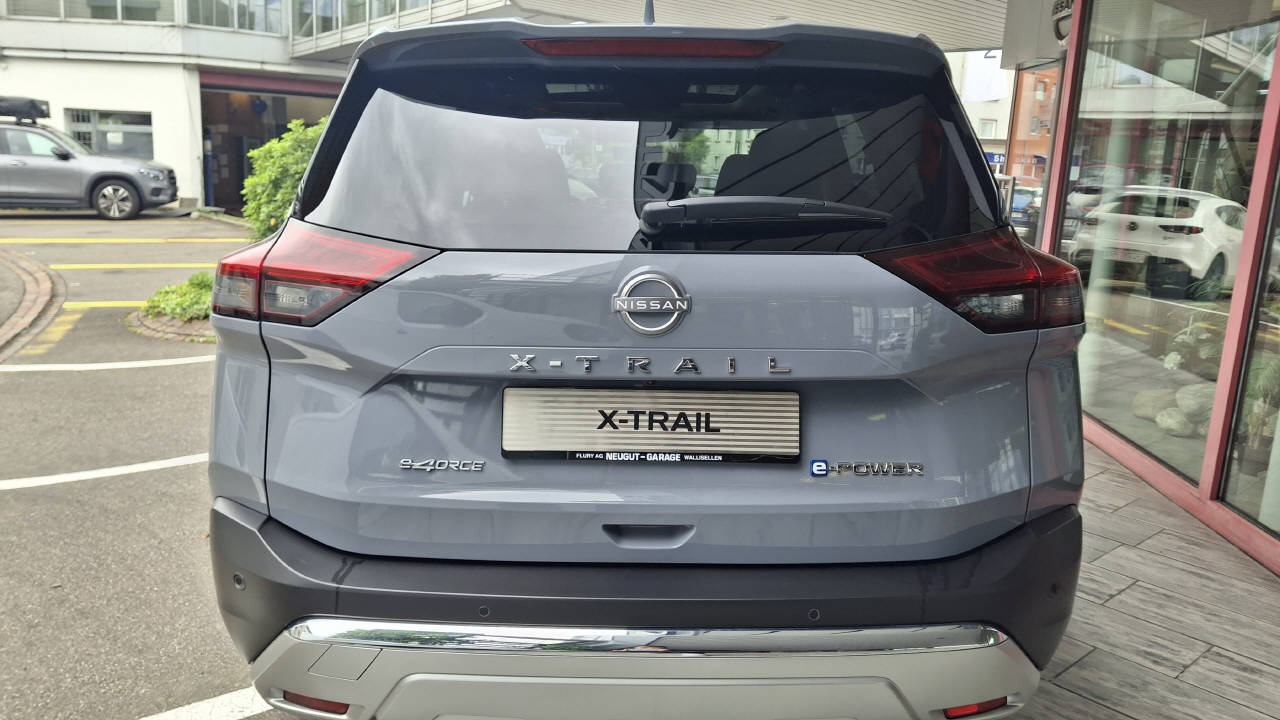 NISSAN X-Trail 1.5 VC-T Tekna+ e-4orce-image-4