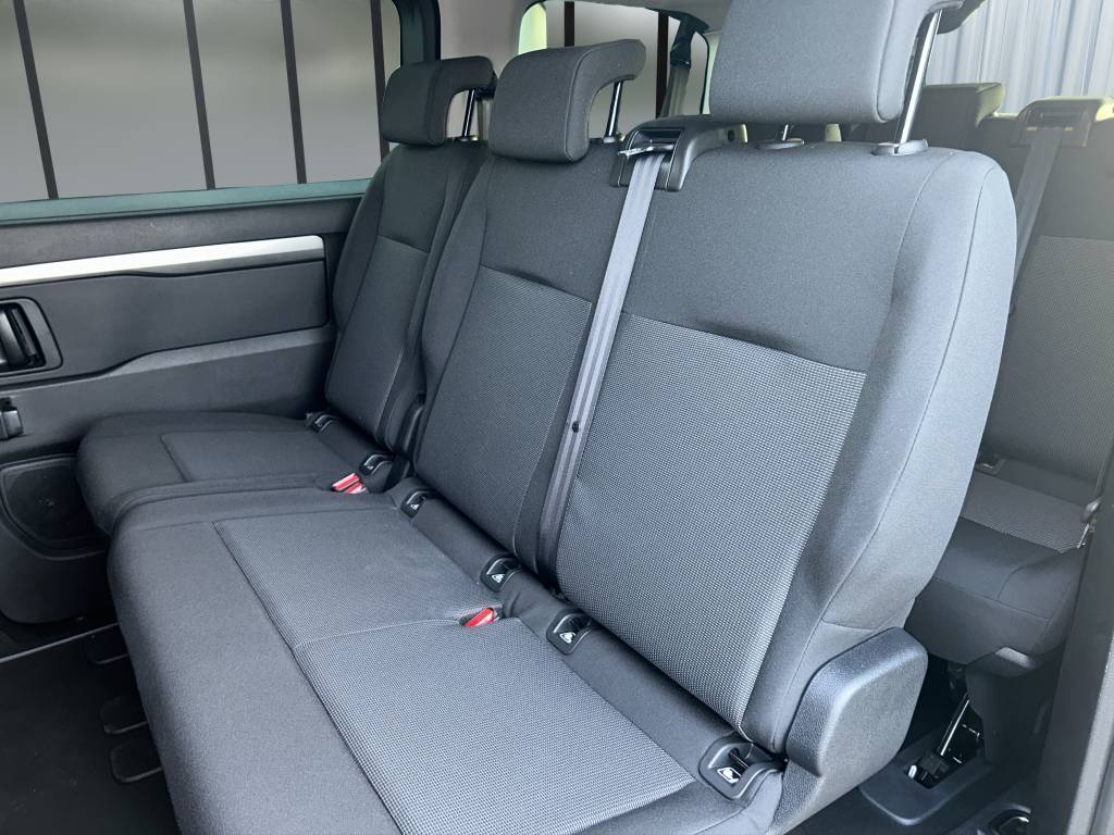 PEUGEOT Traveller 2.0 BlueHDi Business Standard EAT8-image-7