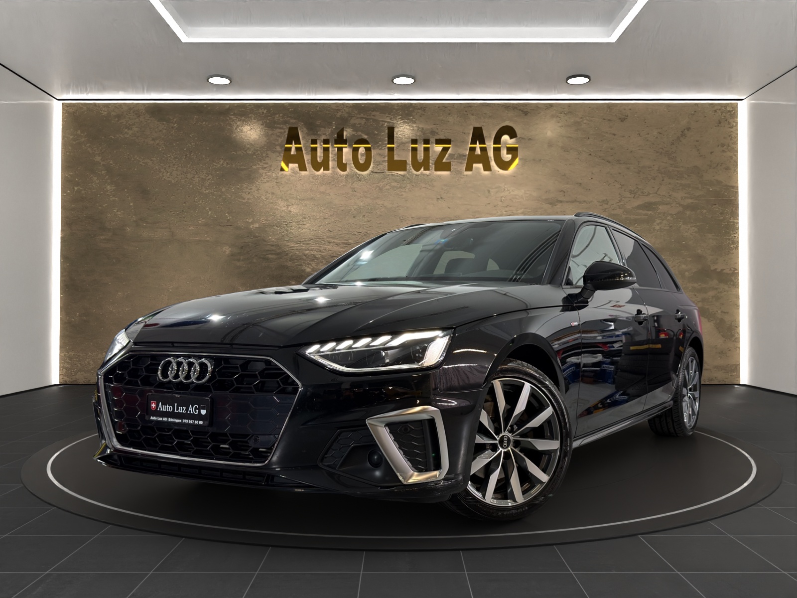 AUDI A4 Avant 40 S line G-tronic