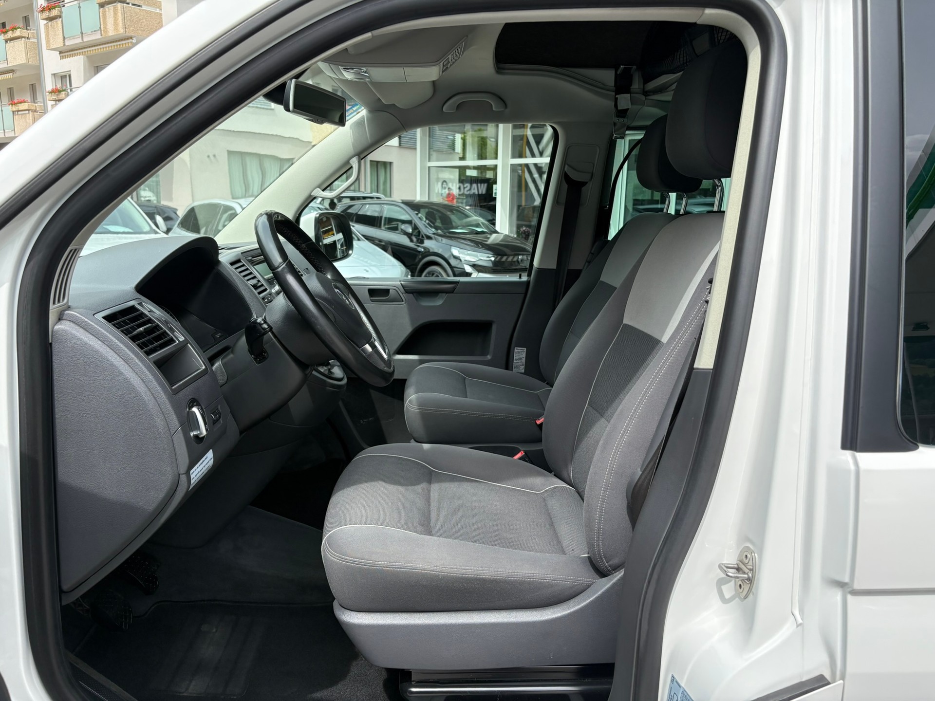 VW Calif TDI Beach Edit 4M-image-8