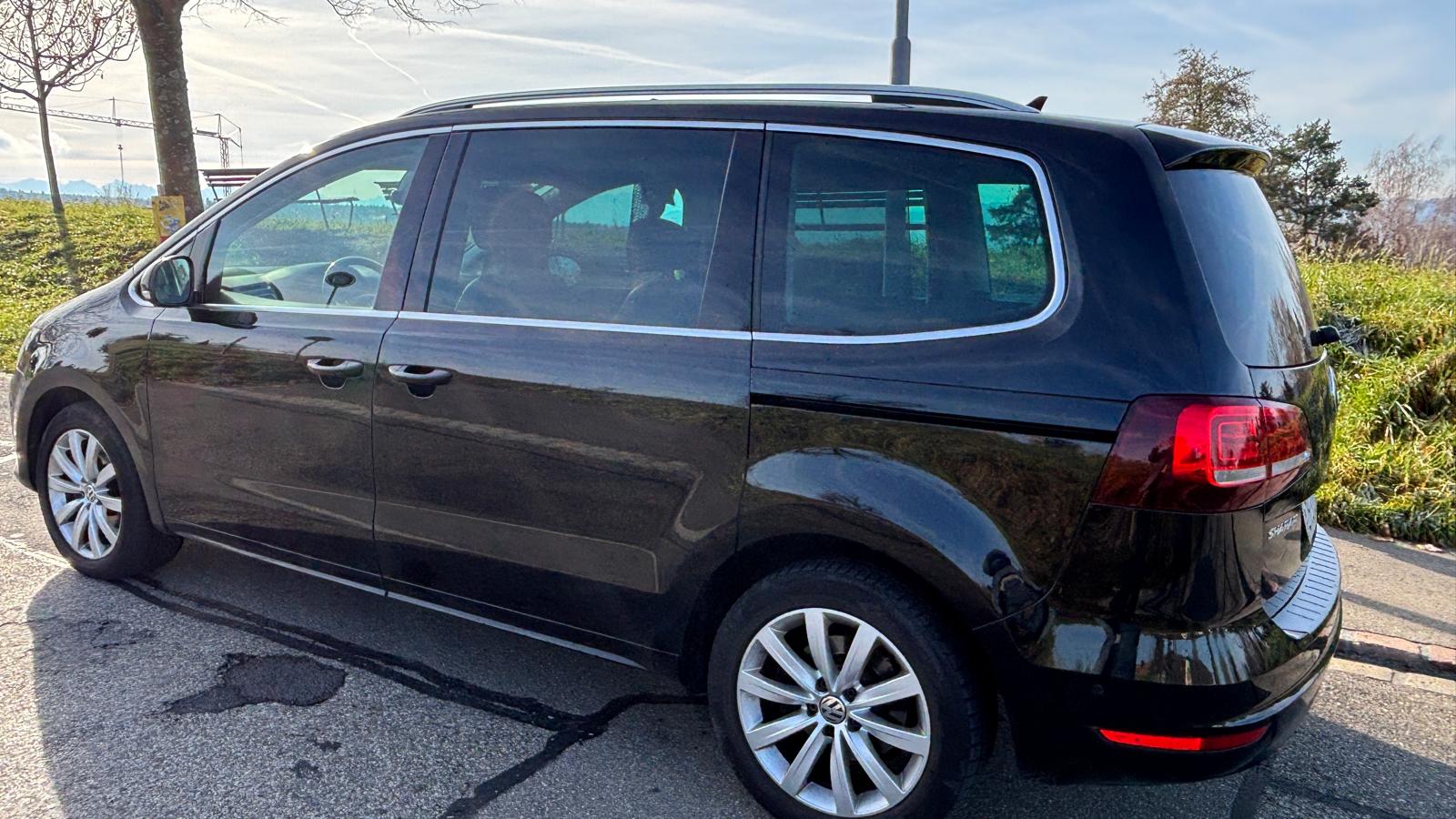 VW 2.0 TDI SCR Highline DSG 4m, frisch ab MFK, Standheizung, allrad, Anhängerkupplung-image-2