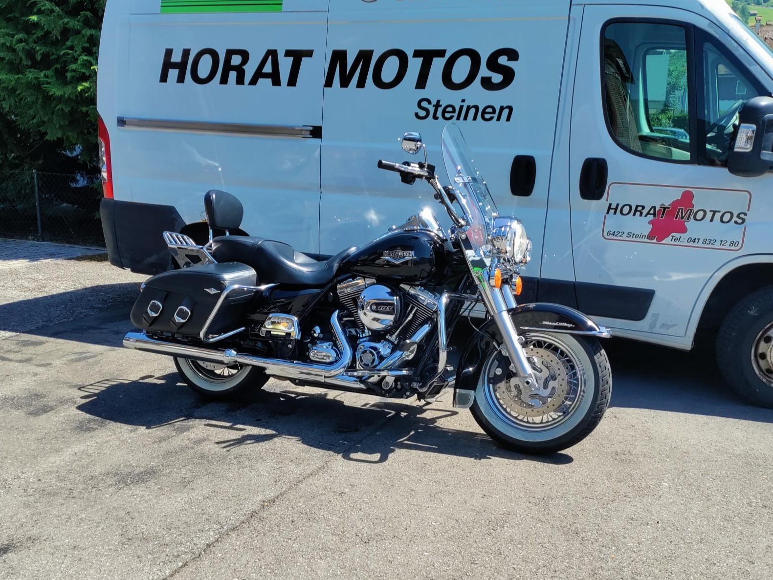 HARLEY-DAVIDSON FLHRC Road King Classic 103 ABS-image-0