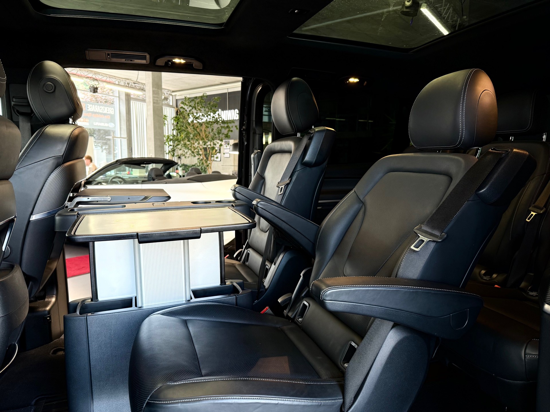 MERCEDES-BENZ V 300 d lang Exclusive 4Matic 9G-Tronic-image-6
