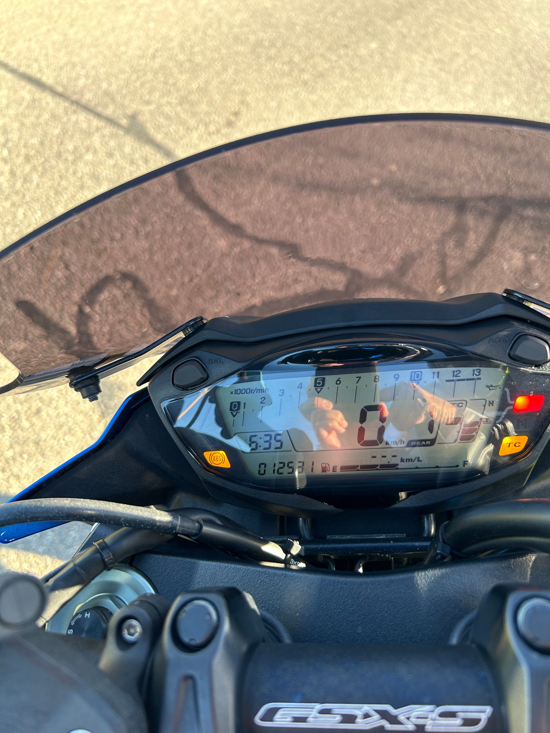 SUZUKI GSX-S 750-image-6