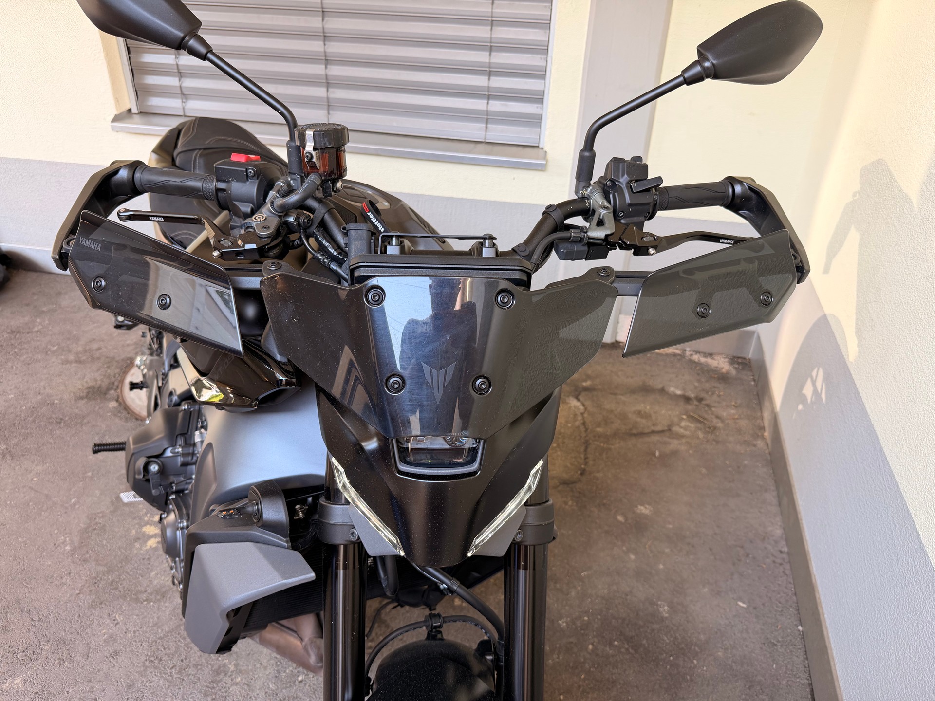 YAMAHA MT-09-image-6