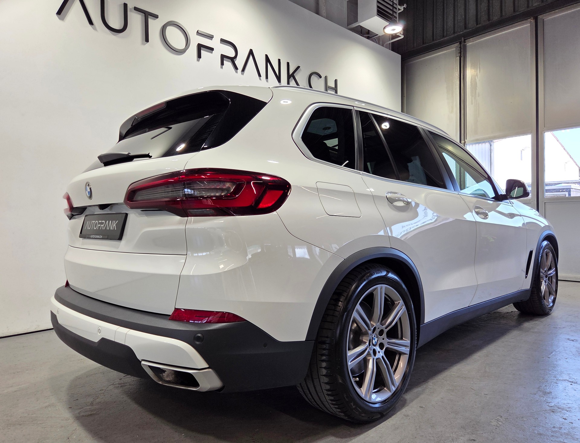 BMW X5 40d xDrive 7-Plätzer-showroom-element-1