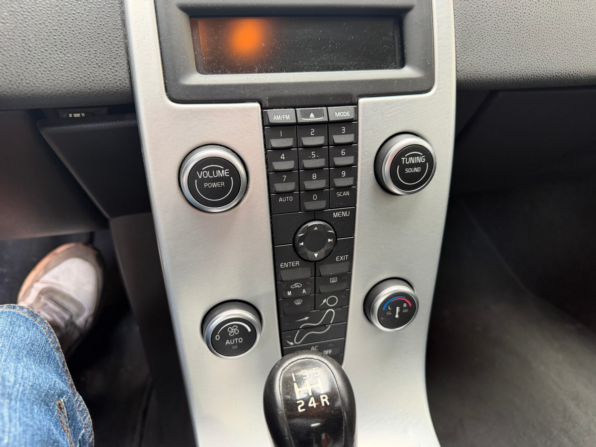 VOLVO V50 1.6 Summum-image-5