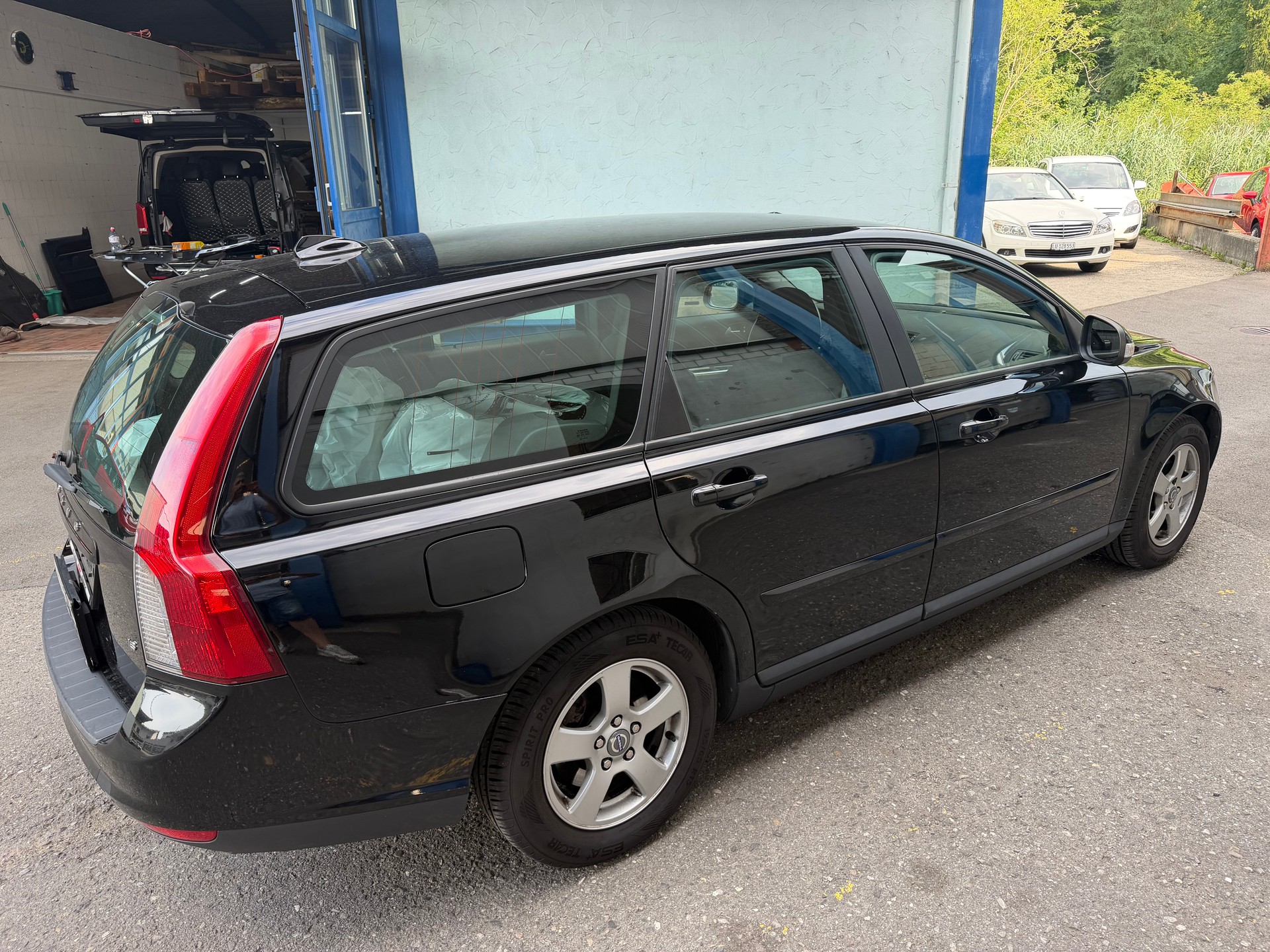 VOLVO V50 1.6 Summum-image-2