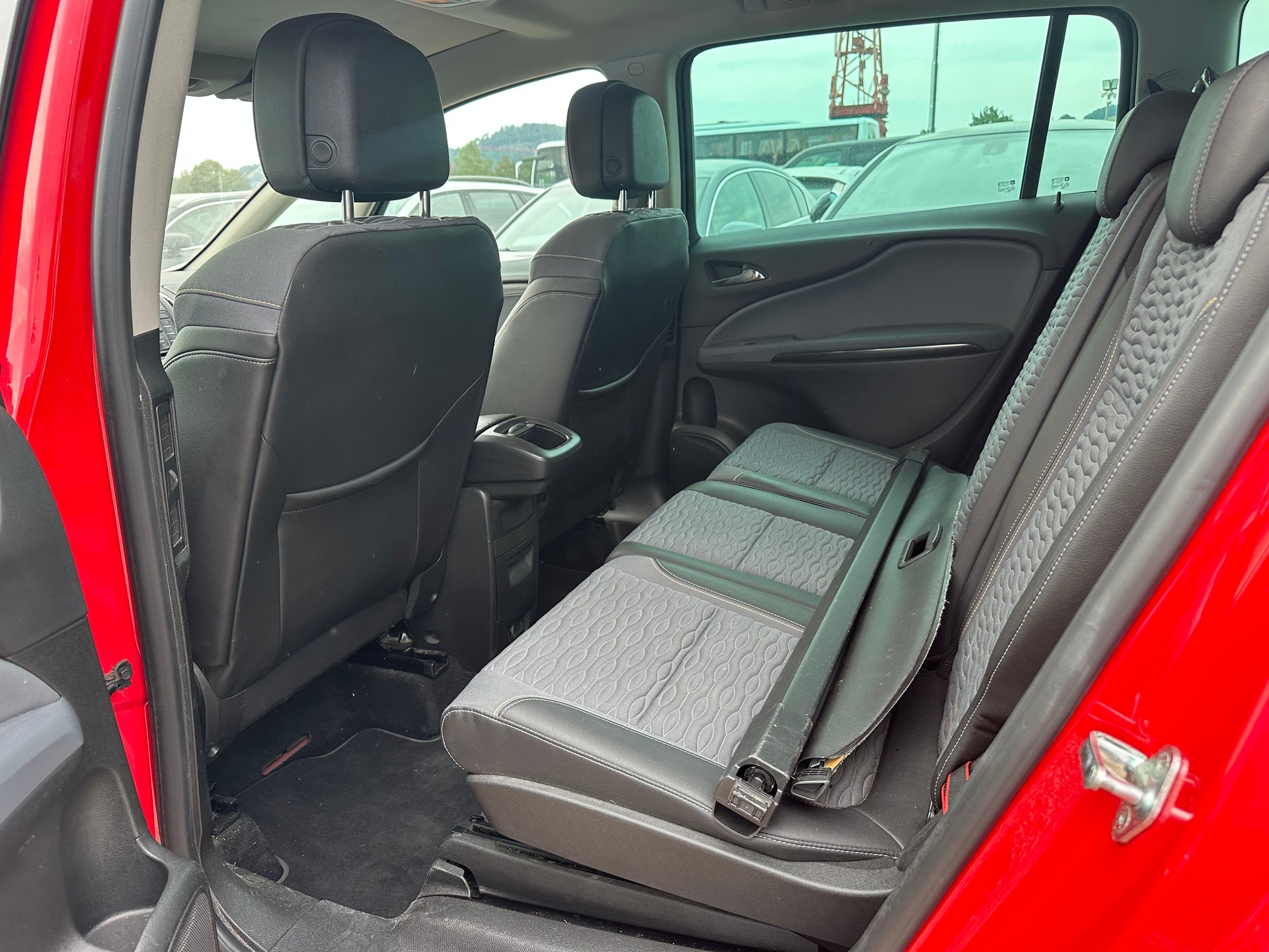 OPEL Zafira Tourer 2.0 CDTi Active Edition Automatic-image-10