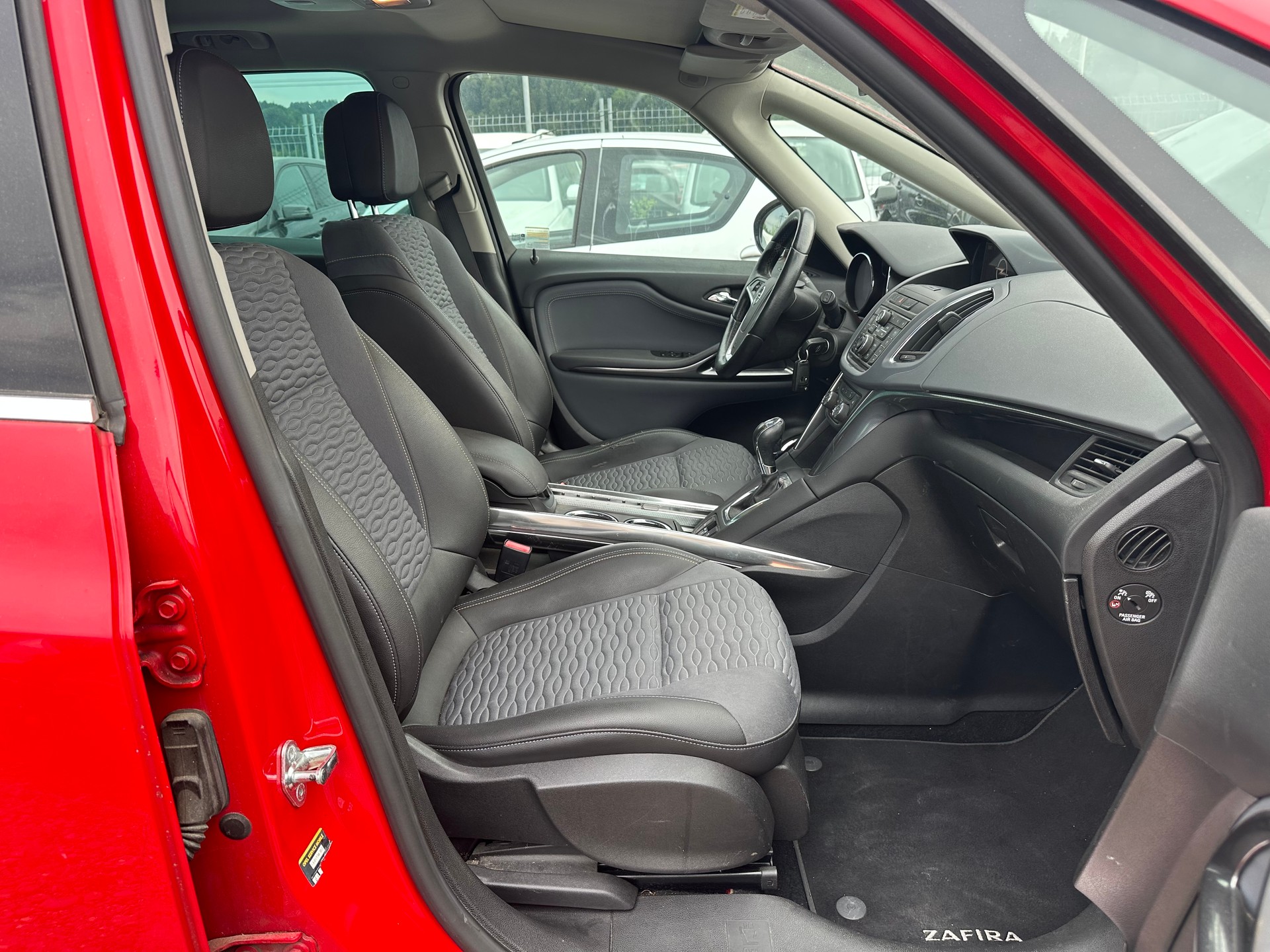 OPEL Zafira Tourer 2.0 CDTi Active Edition Automatic-image-11