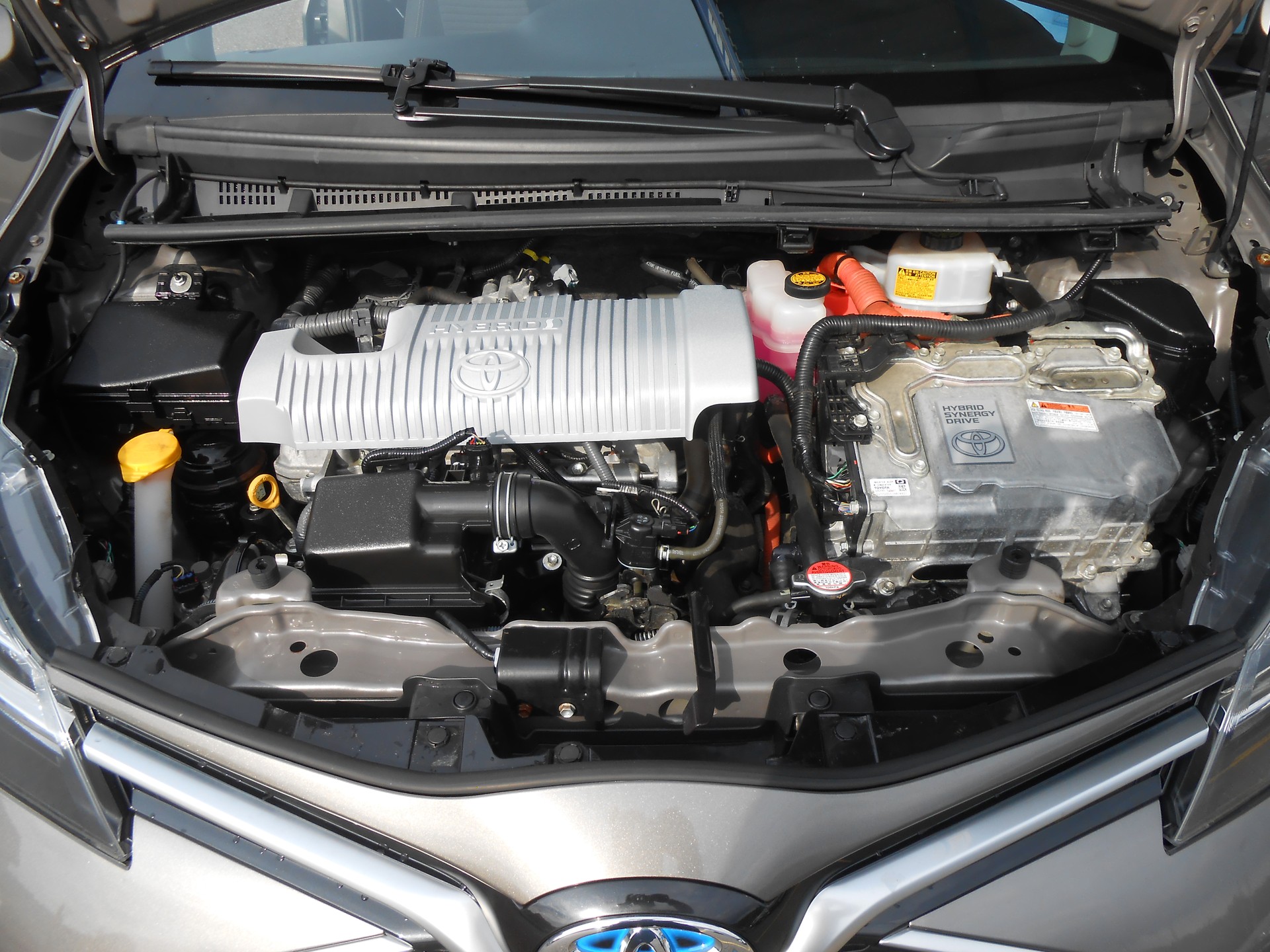 TOYOTA Yaris 1.5 VVT-i Hybrid Sol Premium e-CVT-image-13