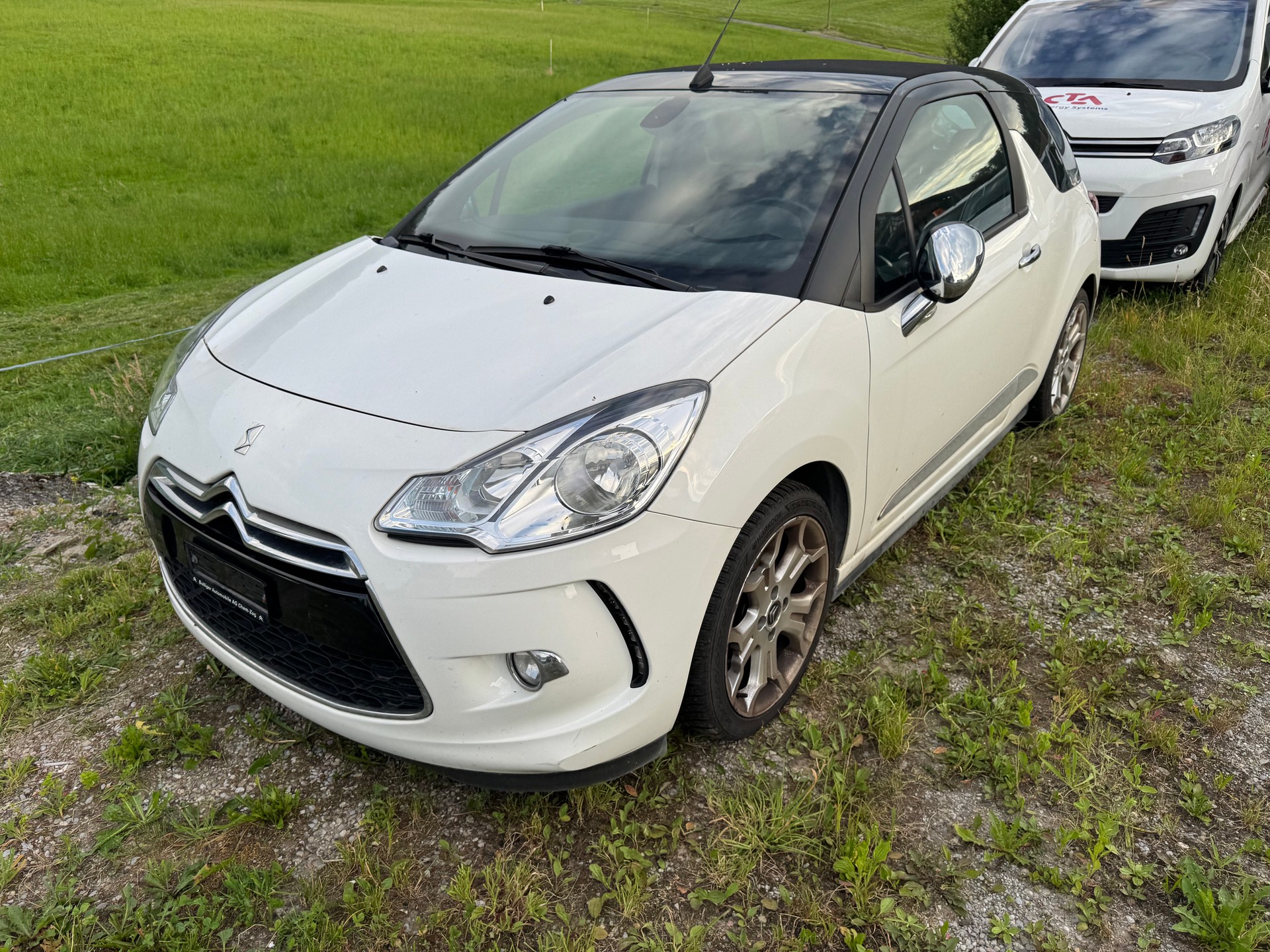 DS AUTOMOBILES DS3 Cabrio 1.6 THP Sport Chic-showroom-element-1
