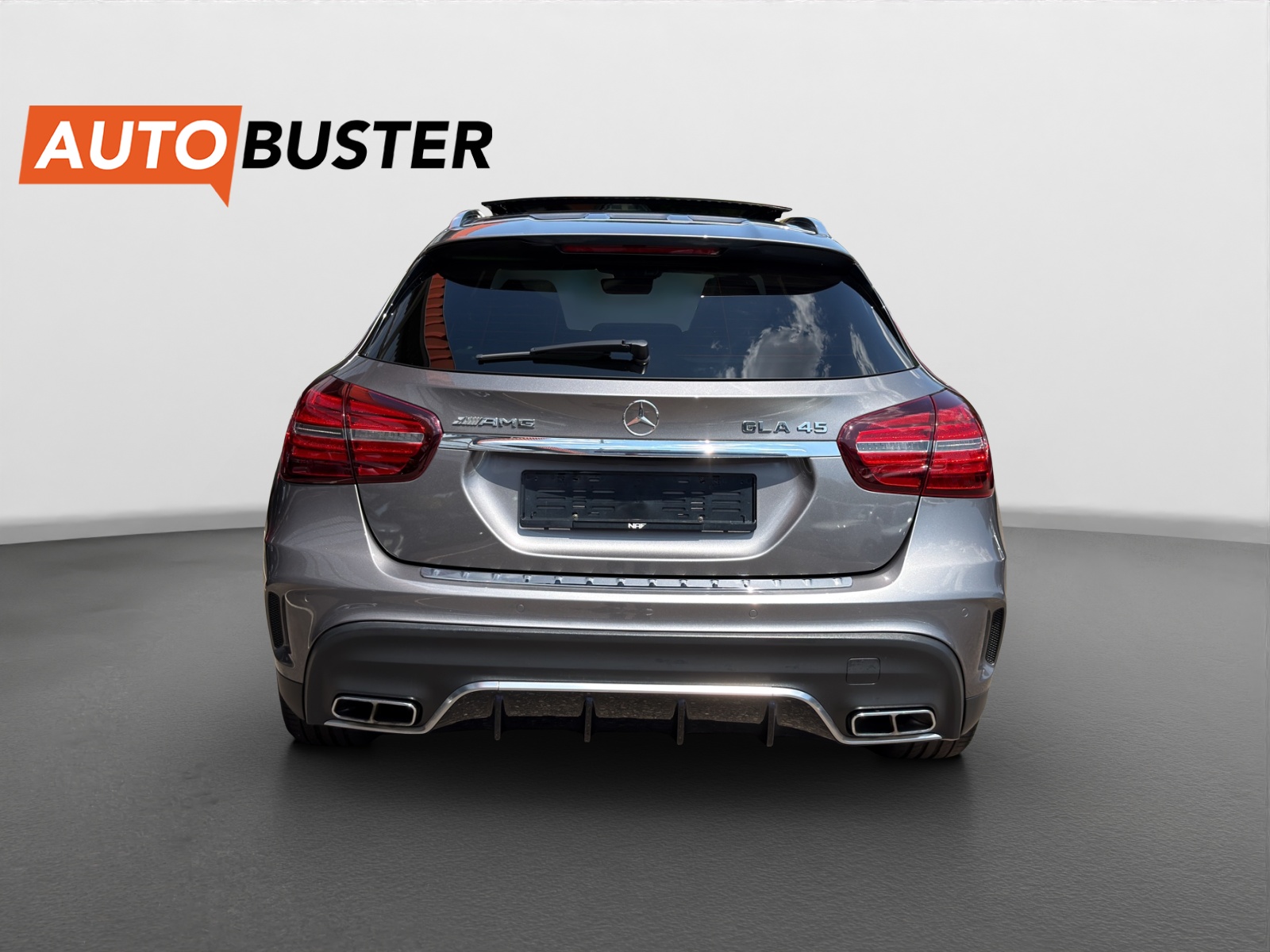 MERCEDES-BENZ GLA 45 AMG 4Matic 7G-DCT-showroom-element-3