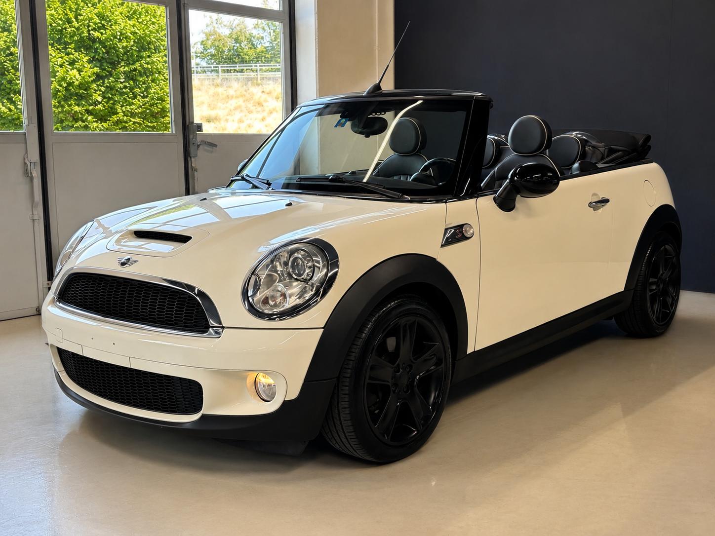 MINI Cooper S Cabriolet Steptronic-image-1