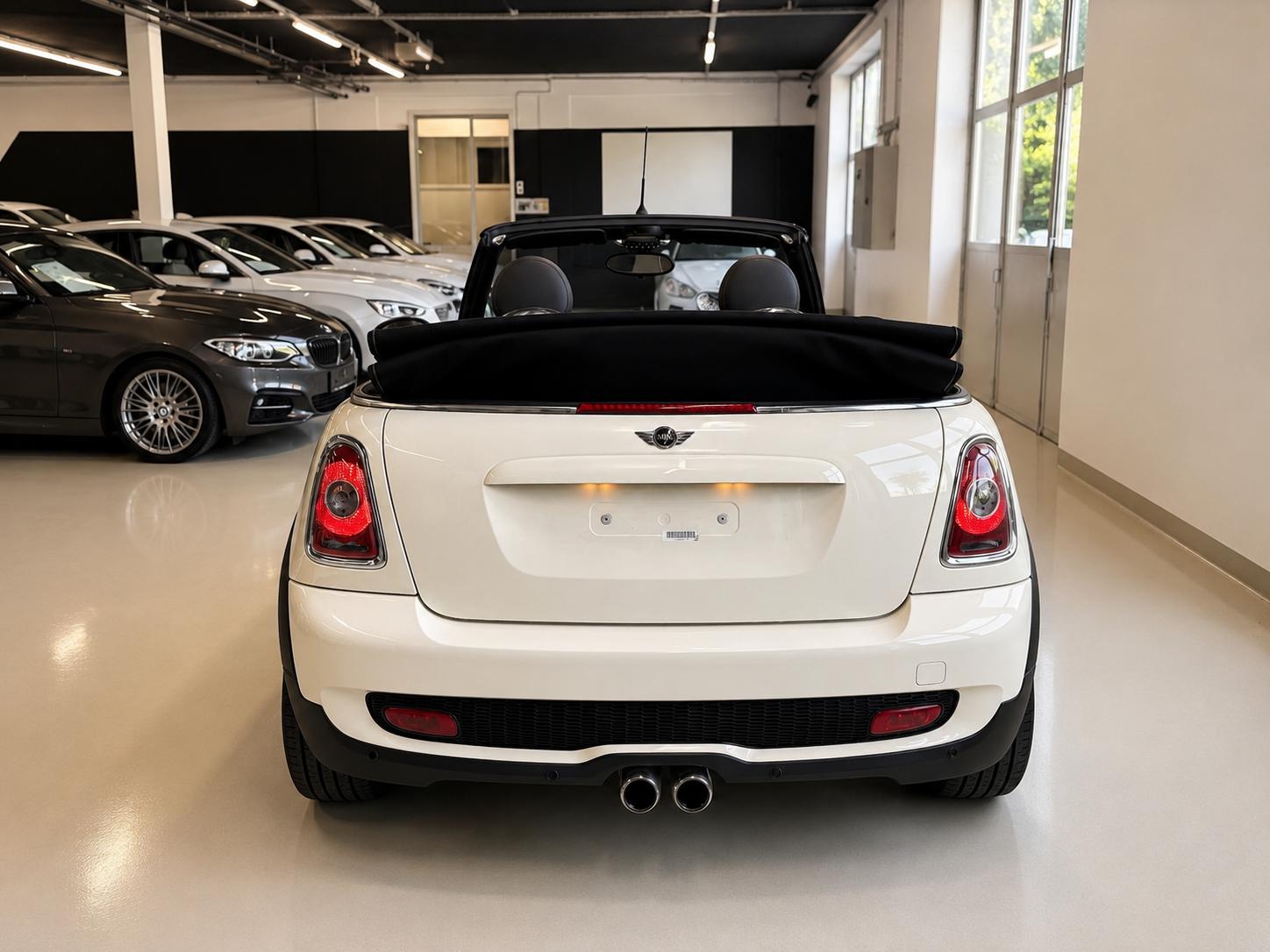 MINI Cooper S Cabriolet Steptronic-image-8