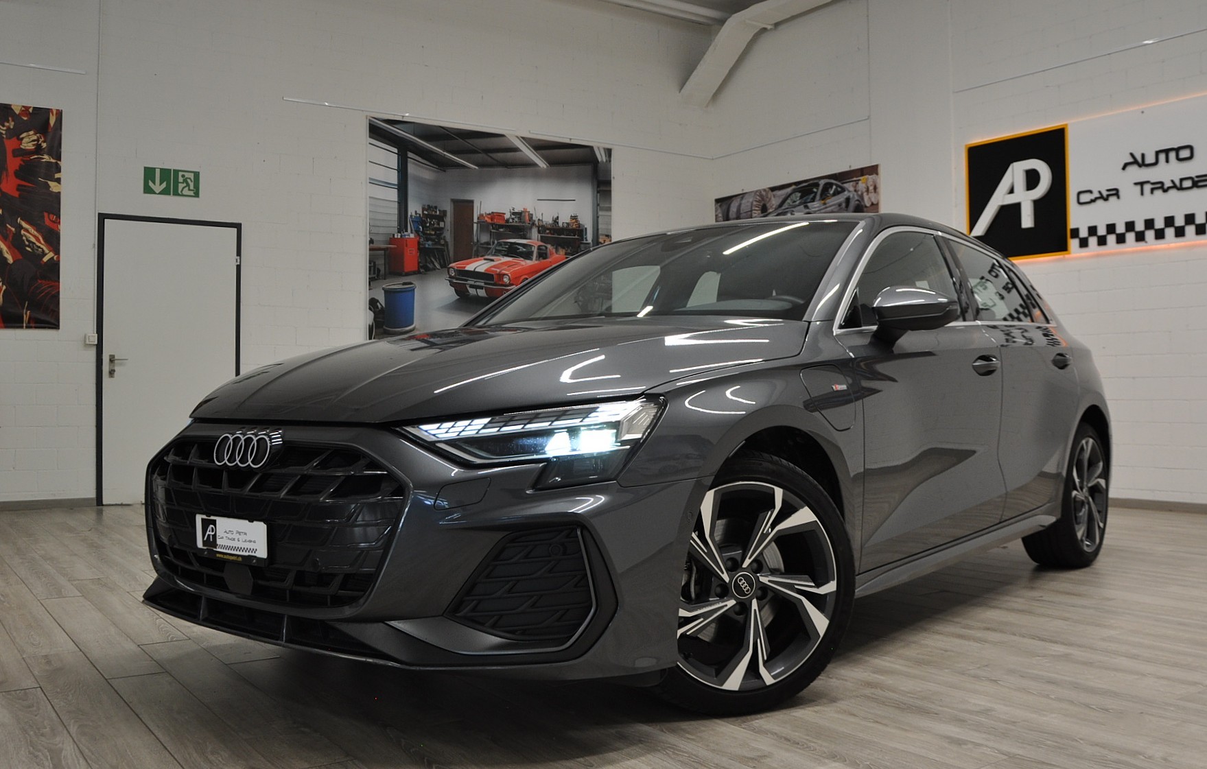 AUDI A3 Sportback 40 TFSI e advanced Attraction S-tronic-showroom-element-1