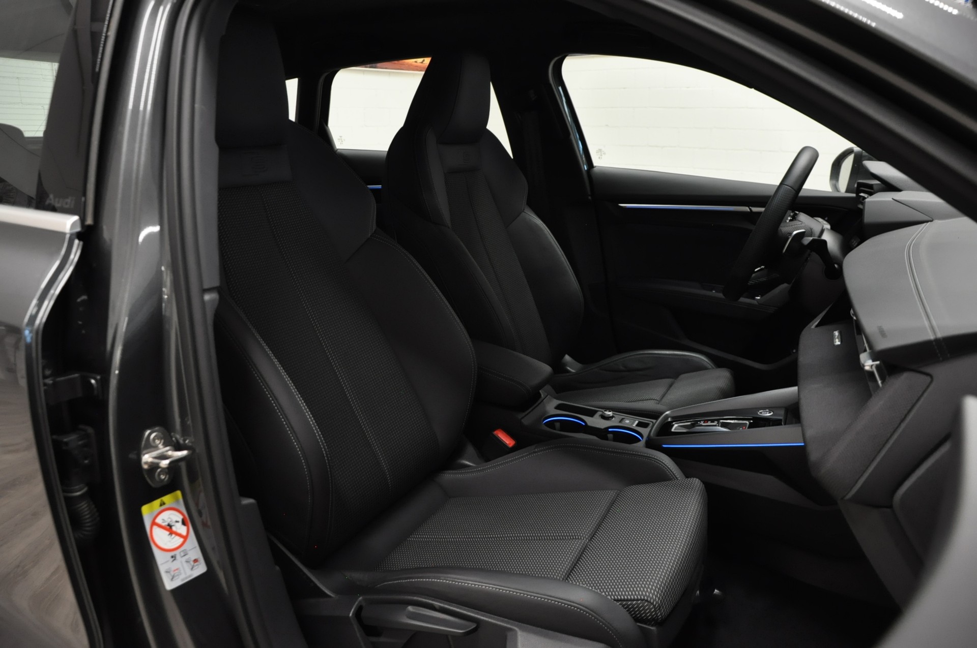 AUDI A3 Sportback 40 TFSI e advanced Attraction S-tronic-image-14