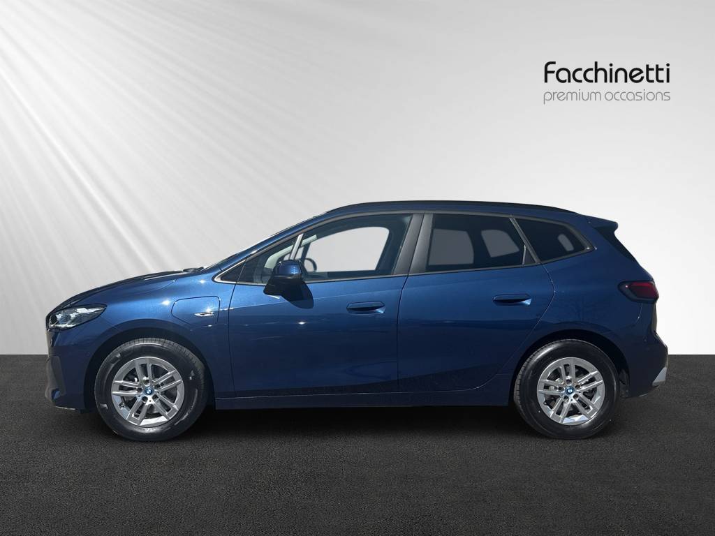 BMW 225e xDrive Active Tourer-showroom-element-2