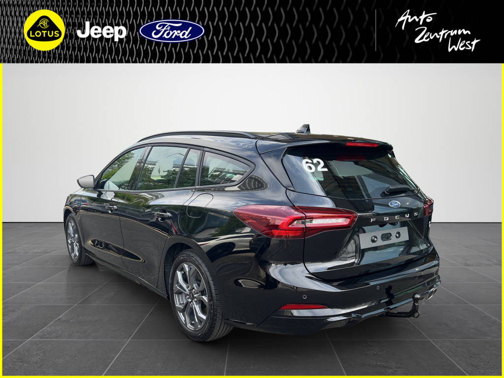 FORD Focus Station Wagon 1.0i EcoB Hybrid 155 ST-Line-showroom-element-2